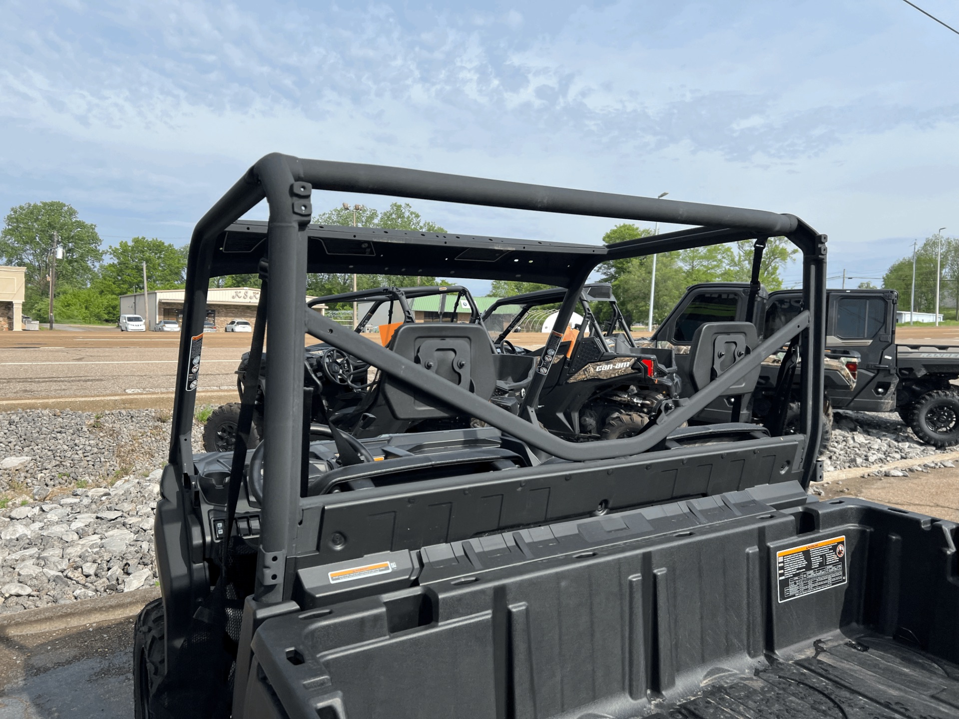 2024 Can-Am Defender HD9 in Dyersburg, Tennessee - Photo 10