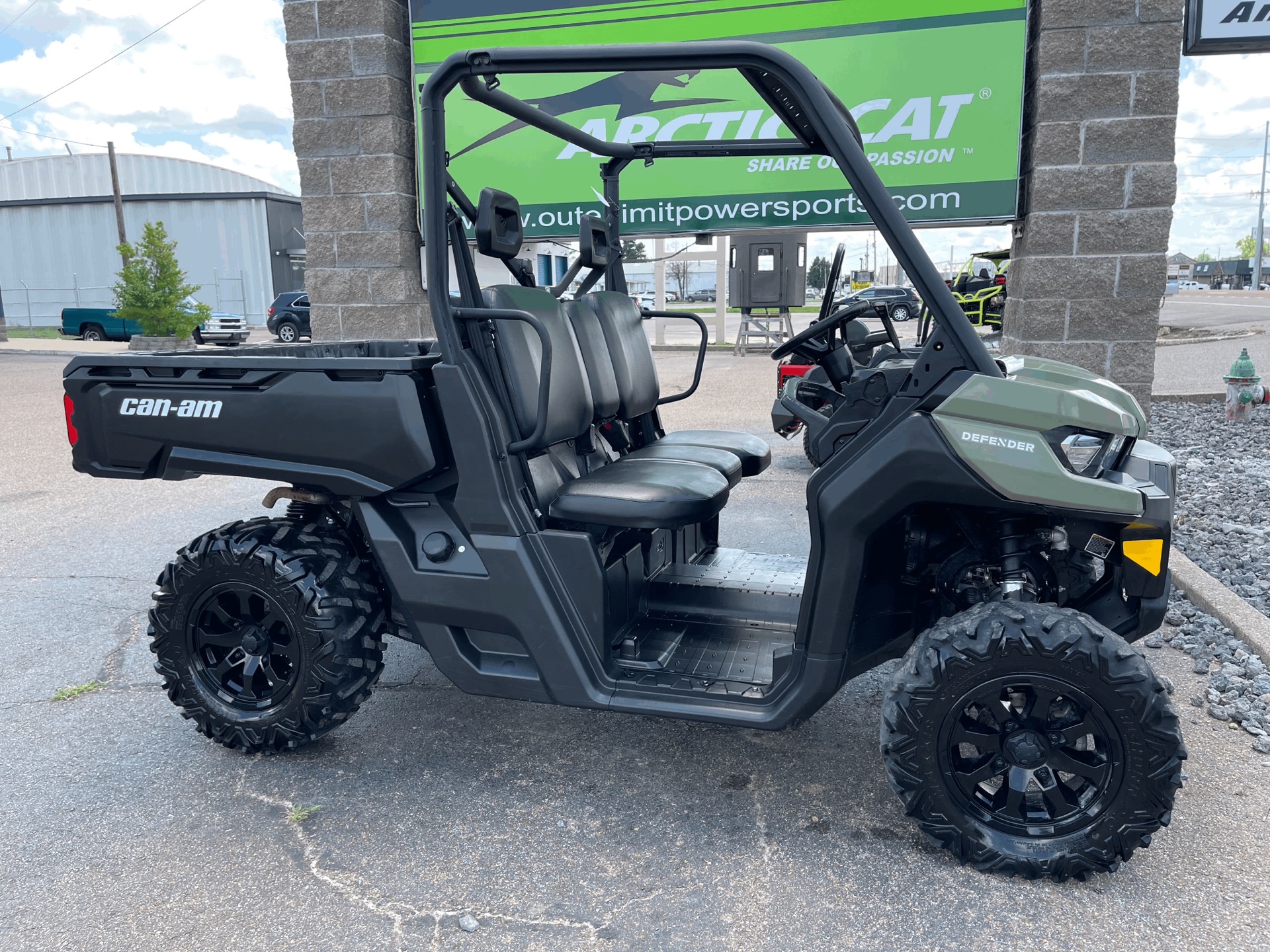 2021 Can-Am Defender DPS HD8 in Dyersburg, Tennessee - Photo 3