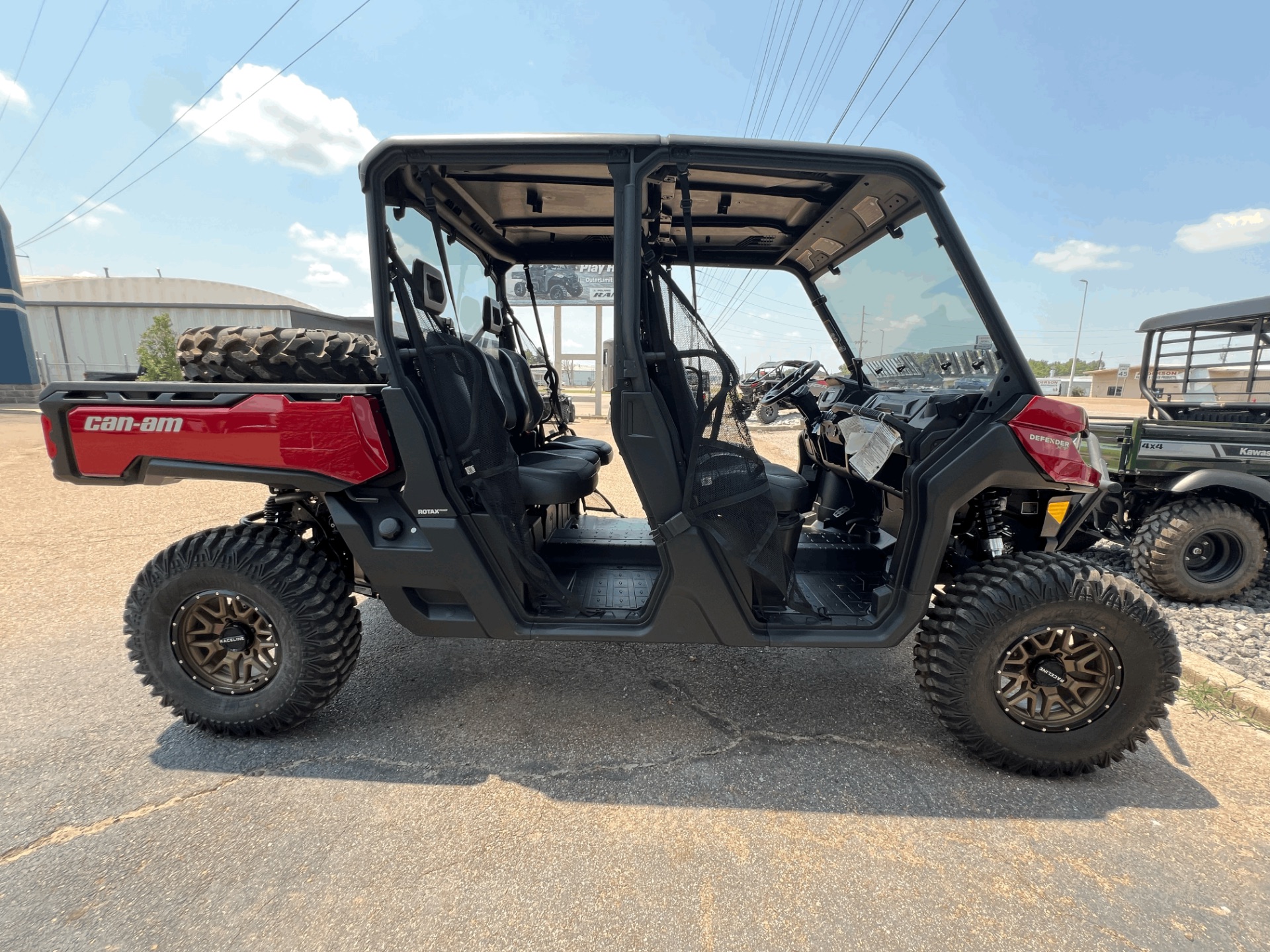 2024 Can-Am Defender MAX XT HD10 in Dyersburg, Tennessee - Photo 9