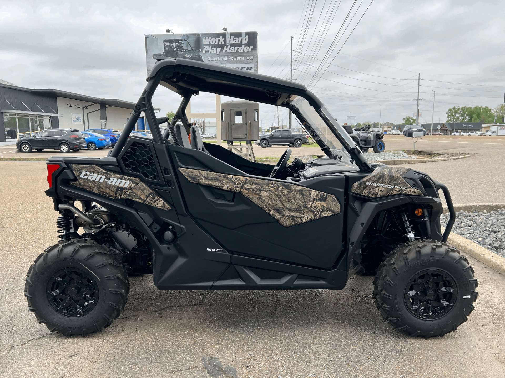 2023 Can-Am Maverick Trail DPS 1000 in Dyersburg, Tennessee - Photo 10