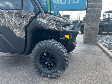 2025 Can-Am Defender Limited in Dyersburg, Tennessee - Photo 4