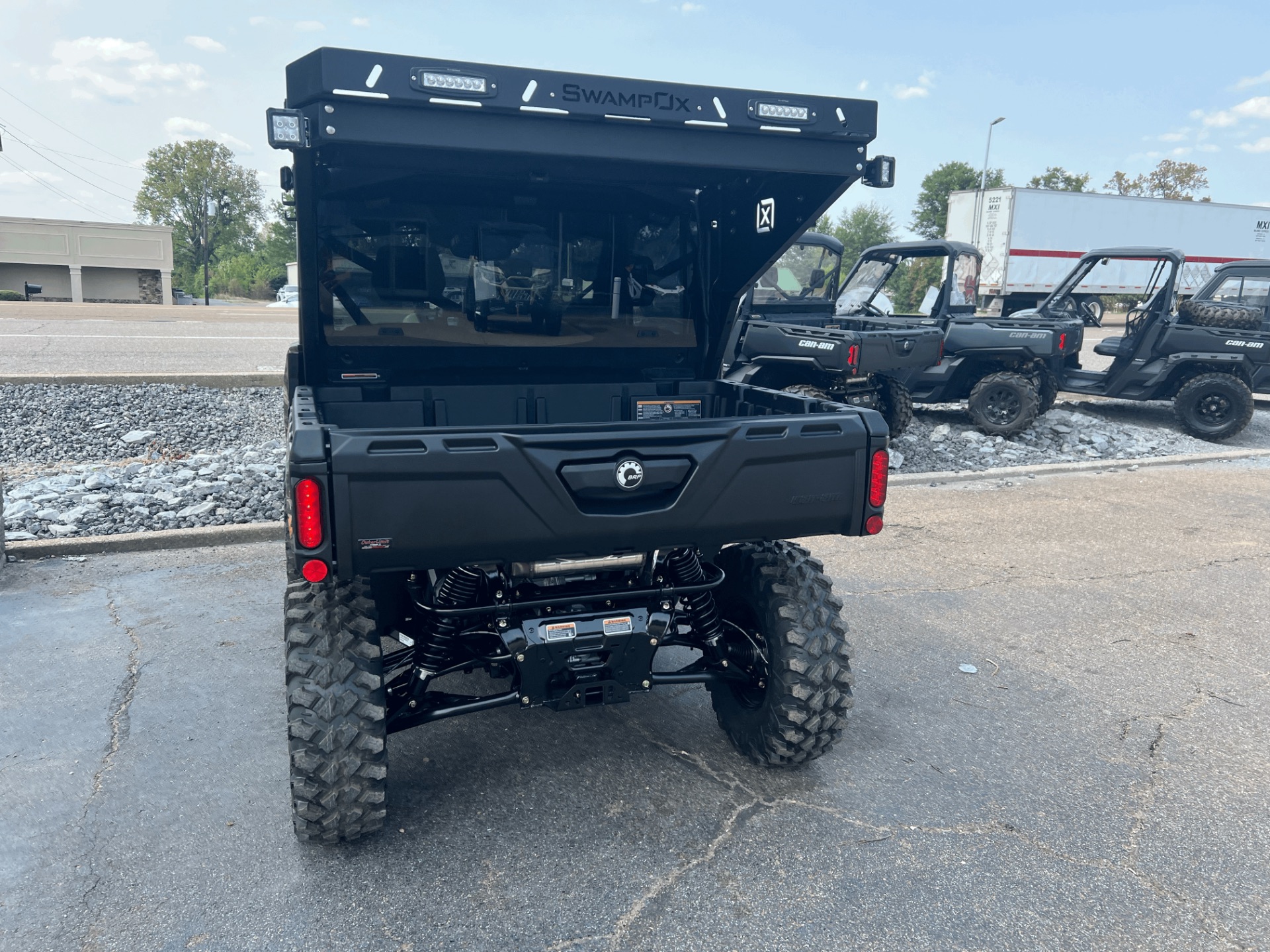 2025 Can-Am Defender Limited in Dyersburg, Tennessee - Photo 14