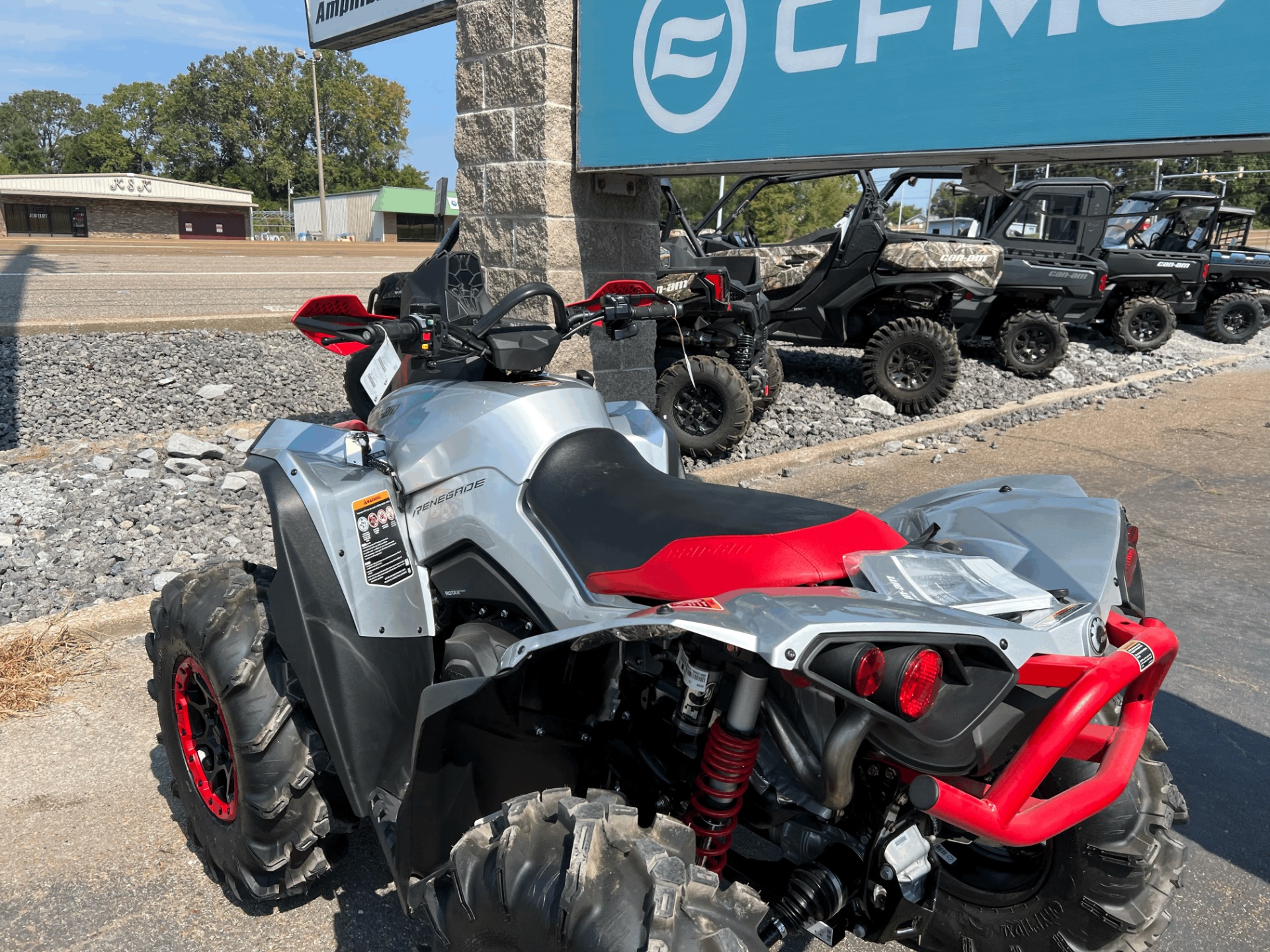 2025 Can-Am Renegade X MR 1000R in Dyersburg, Tennessee - Photo 11