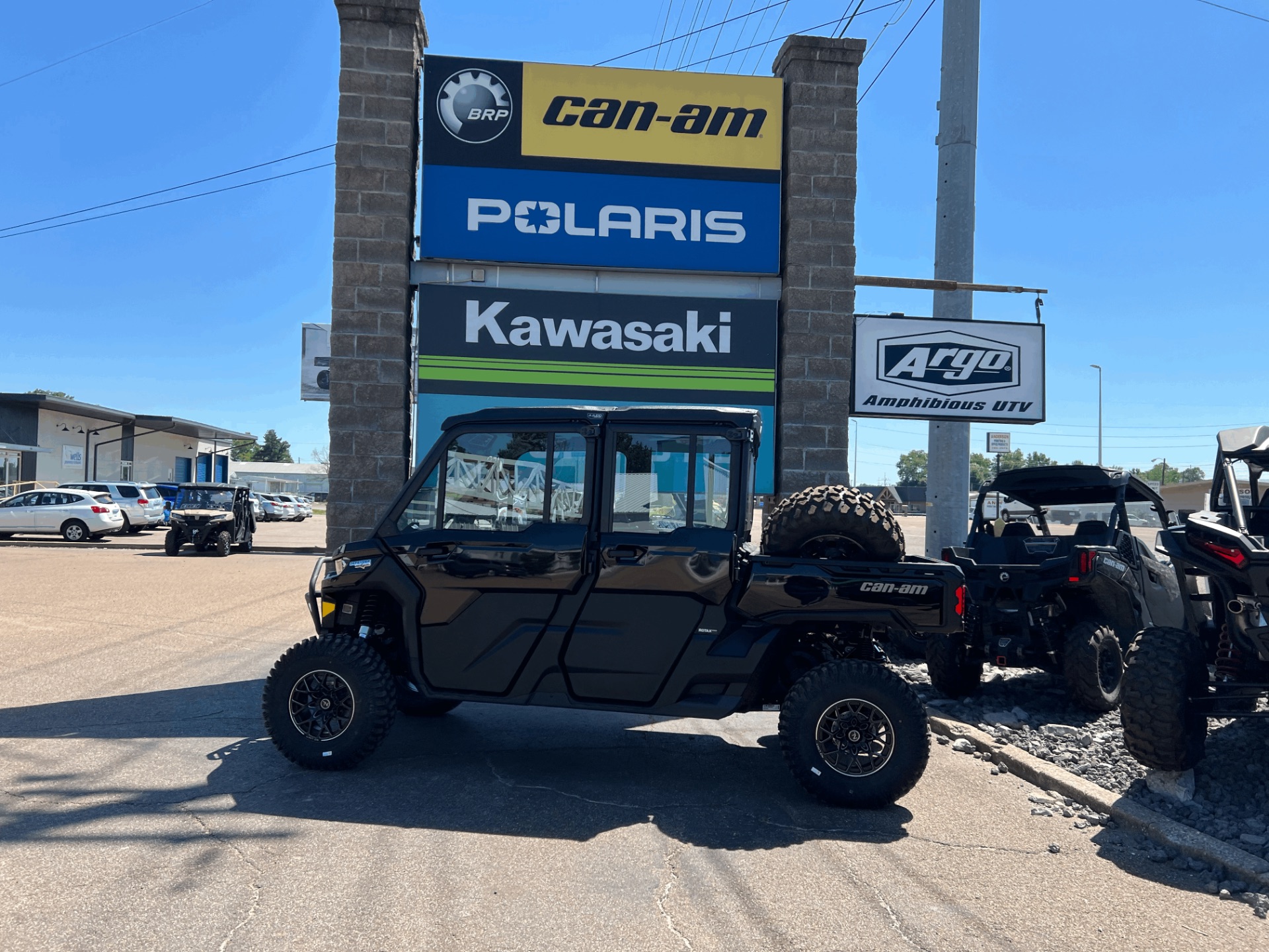 2024 Can-Am Defender MAX Lone Star CAB in Dyersburg, Tennessee - Photo 1