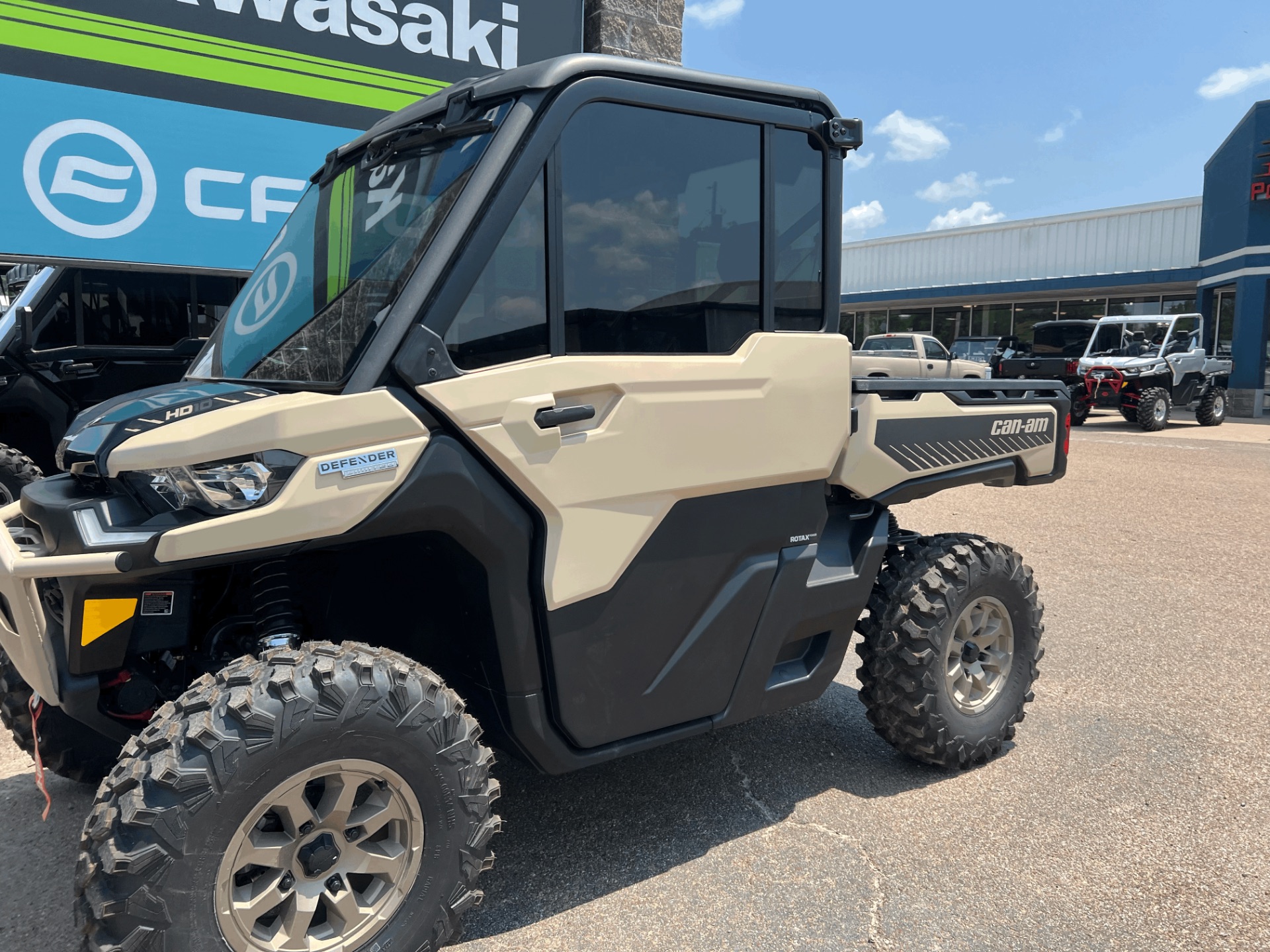 2024 Can-Am Defender Limited in Dyersburg, Tennessee - Photo 4