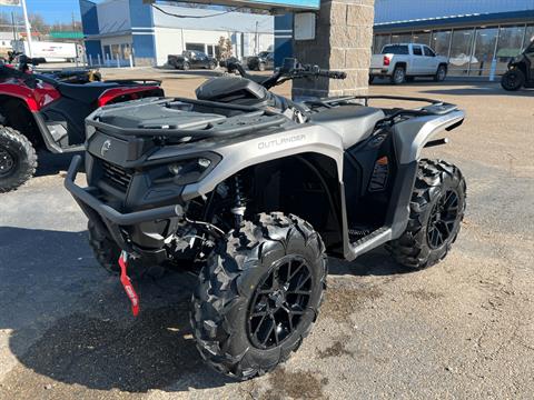 2024 Can-Am Outlander XT 700 in Dyersburg, Tennessee - Photo 4
