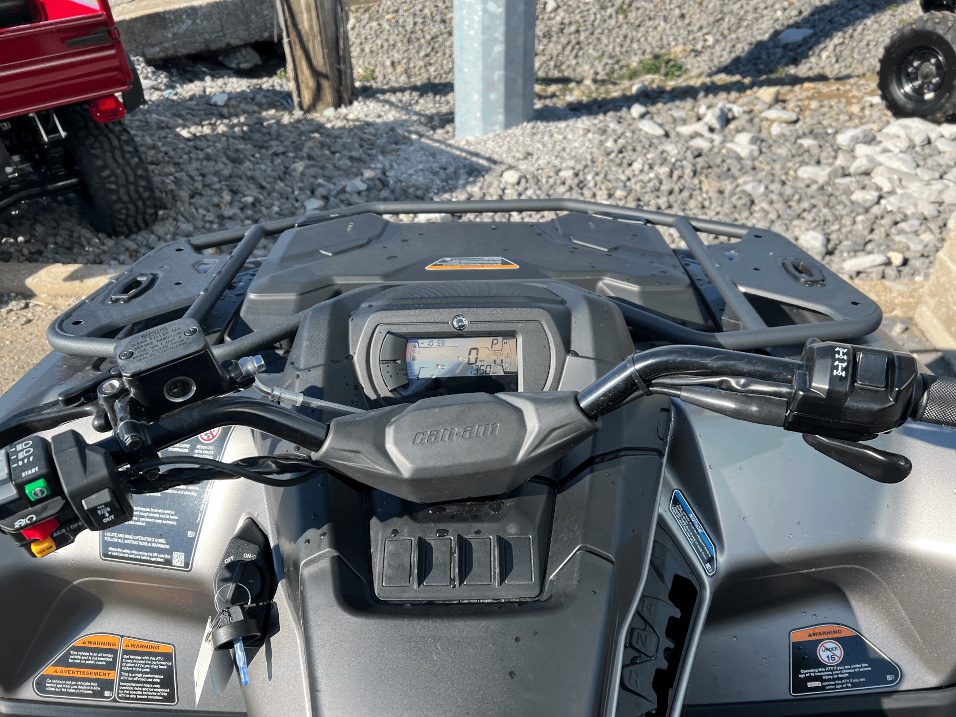 2024 Can-Am Outlander XT 700 in Dyersburg, Tennessee - Photo 17