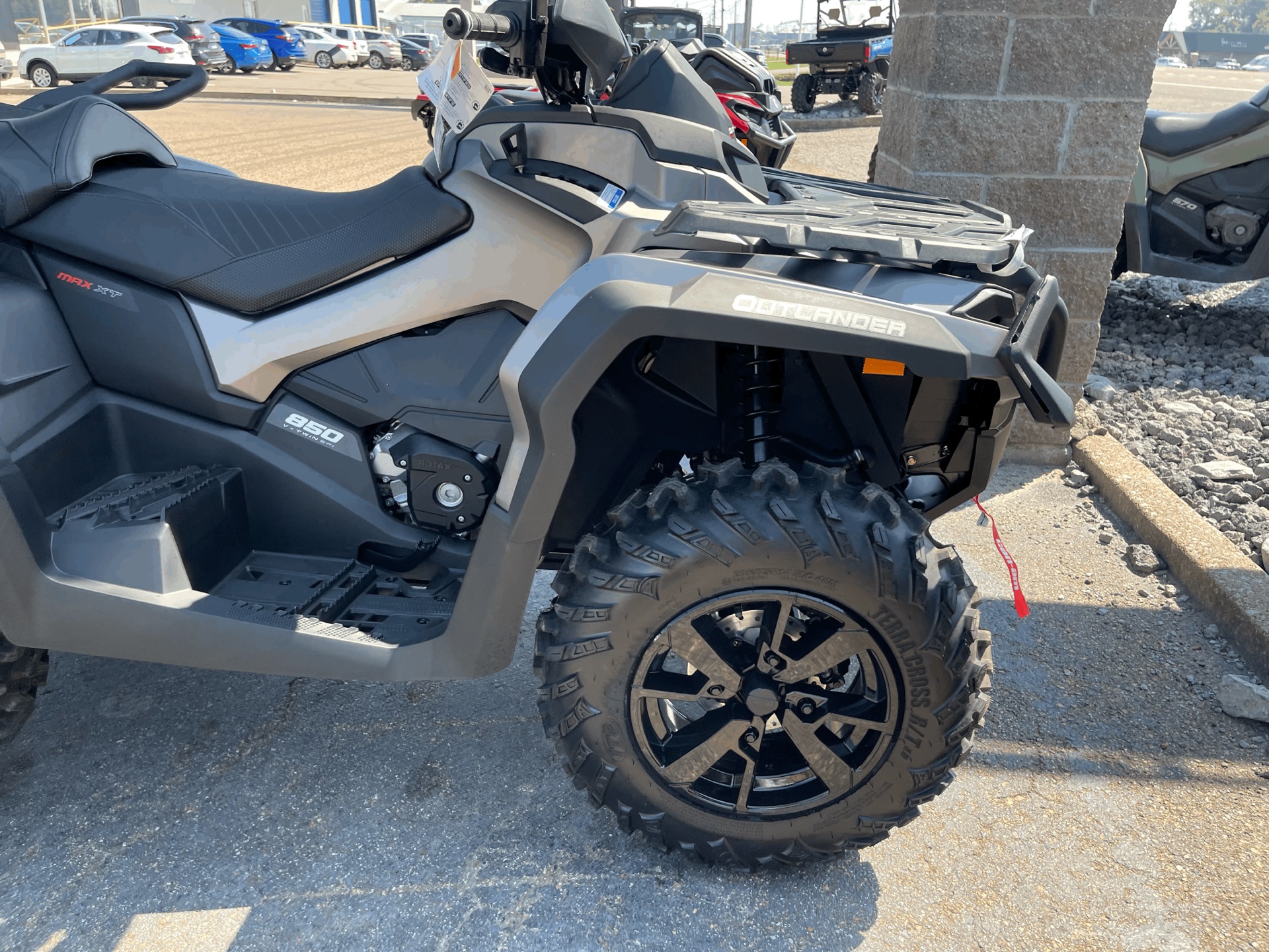 2023 Can-Am Outlander MAX XT 850 in Dyersburg, Tennessee - Photo 4