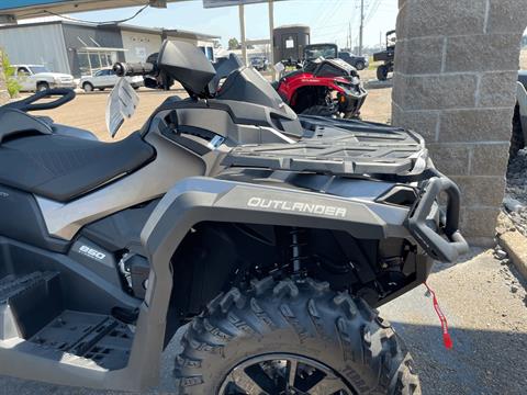 2023 Can-Am Outlander MAX XT 850 in Dyersburg, Tennessee - Photo 5