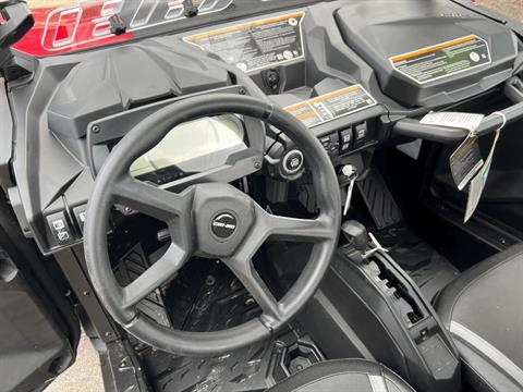 2024 Can-Am Commander XT 700 in Dyersburg, Tennessee - Photo 23