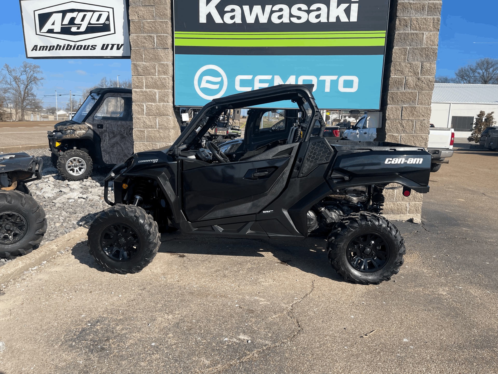 2021 Can-Am Commander XT 1000R in Dyersburg, Tennessee - Photo 2