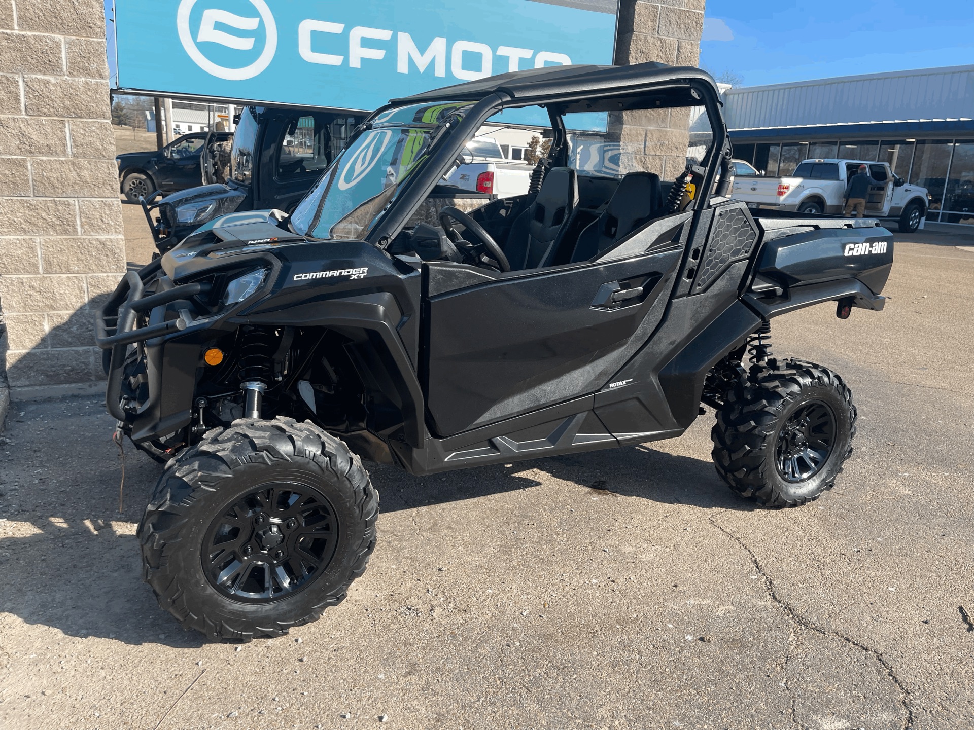 2021 Can-Am Commander XT 1000R in Dyersburg, Tennessee - Photo 3