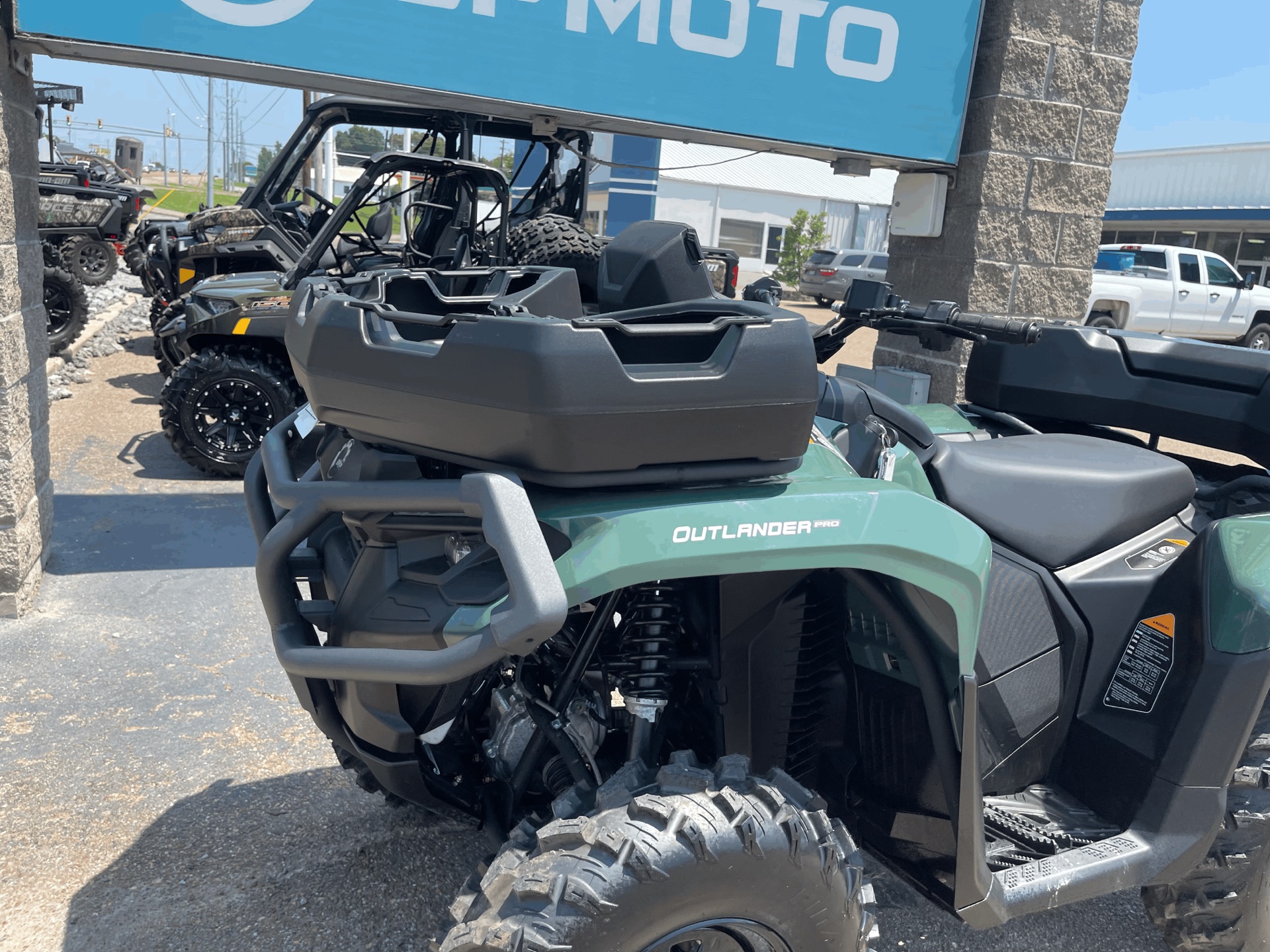 2023 Can-Am Outlander Pro HD7 in Dyersburg, Tennessee - Photo 4