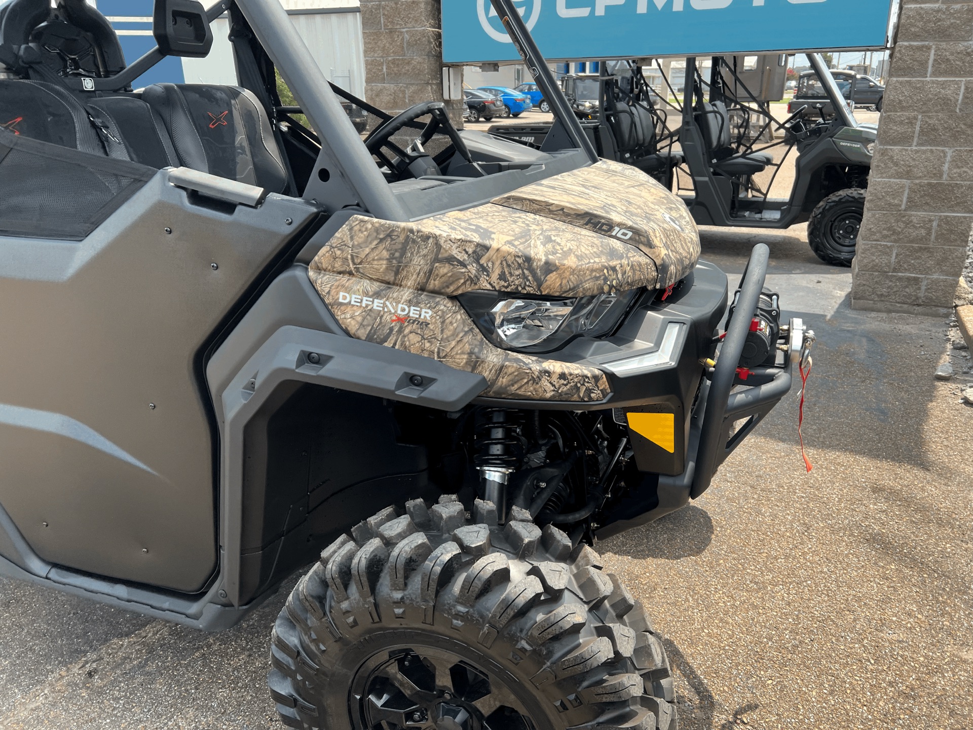2023 Can-Am Defender X MR HD10 in Dyersburg, Tennessee - Photo 5