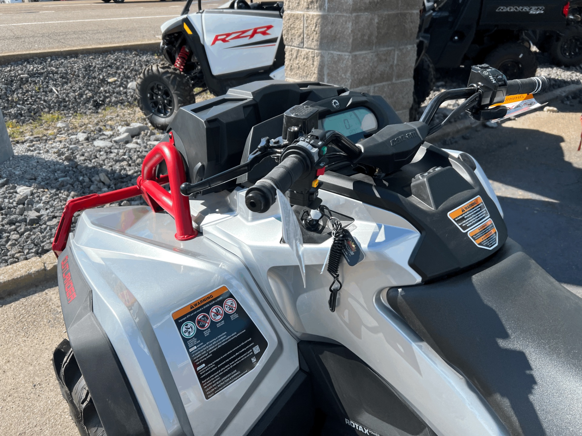 2024 Can-Am Outlander X MR 1000R in Dyersburg, Tennessee - Photo 18