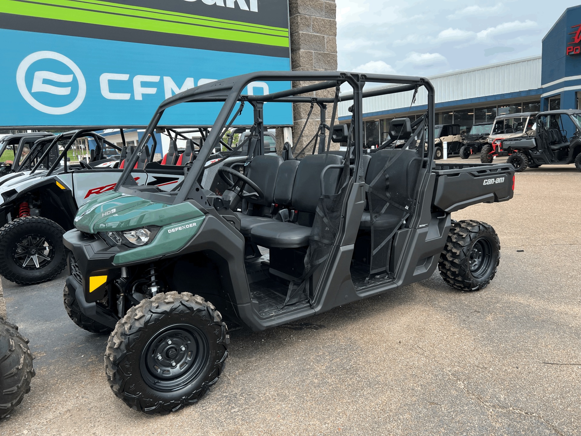 2023 Can-Am Defender MAX HD9 in Dyersburg, Tennessee - Photo 3