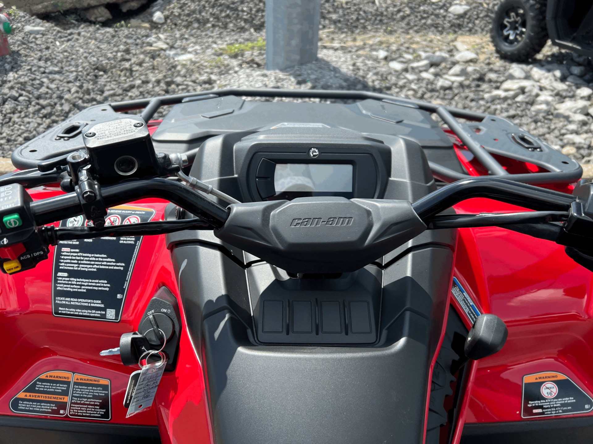 2024 Can-Am Outlander 500 in Dyersburg, Tennessee - Photo 16