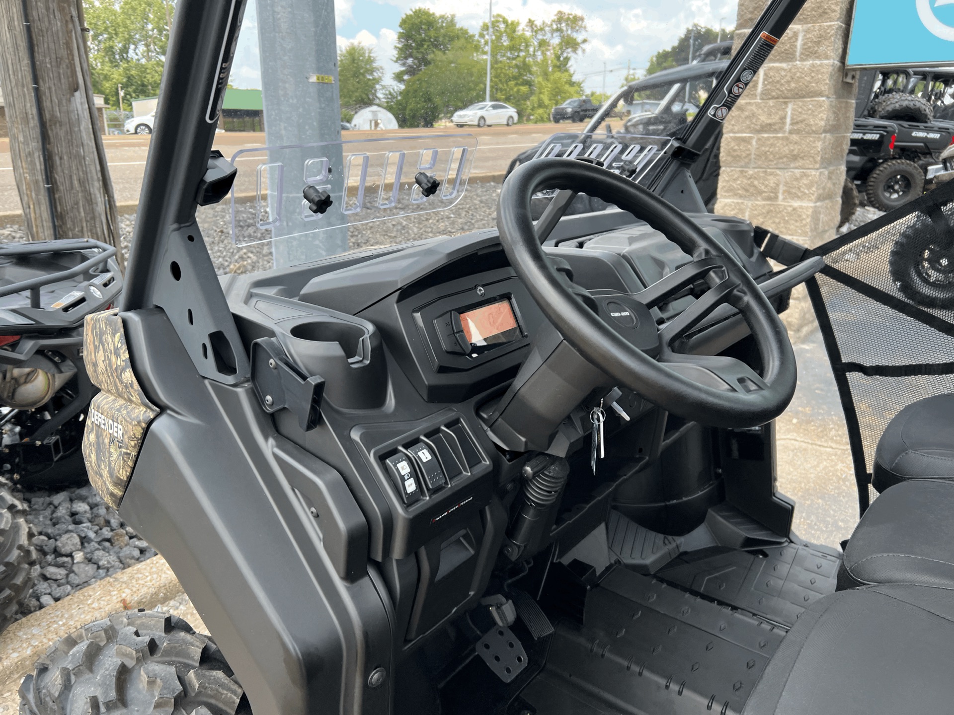 2023 Can-Am Defender XT HD10 in Dyersburg, Tennessee - Photo 13