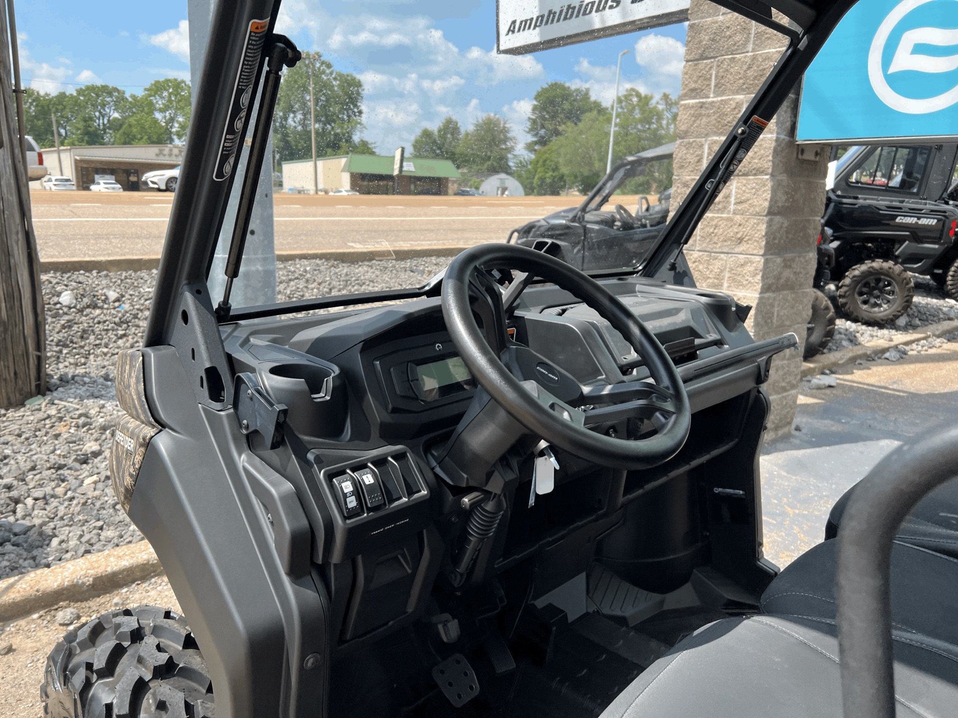 2023 Can-Am Defender XT HD10 in Dyersburg, Tennessee - Photo 10
