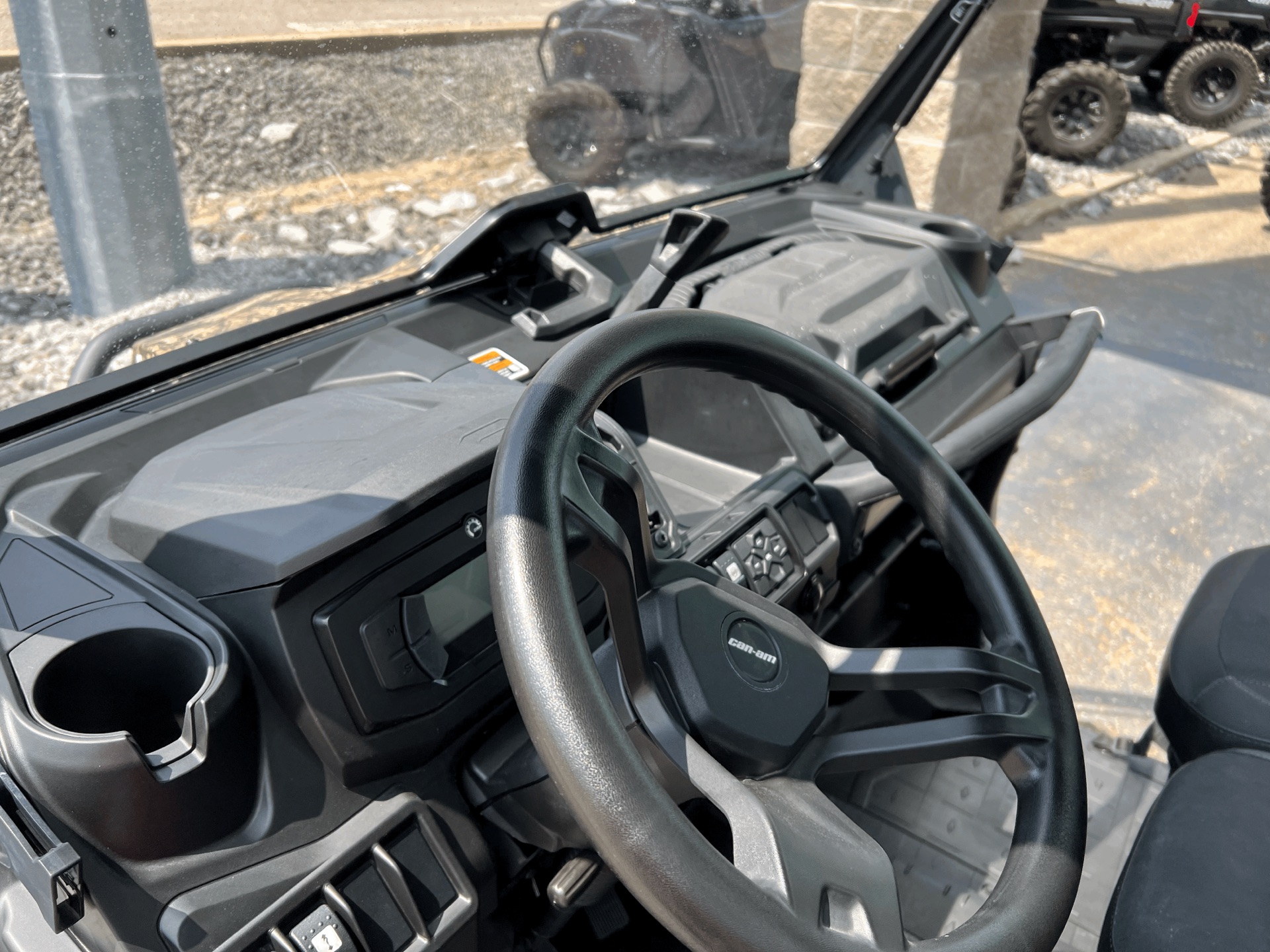2023 Can-Am Defender XT HD10 in Dyersburg, Tennessee - Photo 18