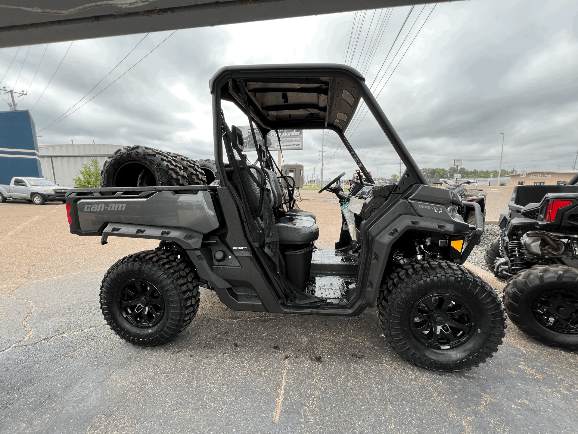 2023 Can-Am Defender XT HD9 in Dyersburg, Tennessee - Photo 8