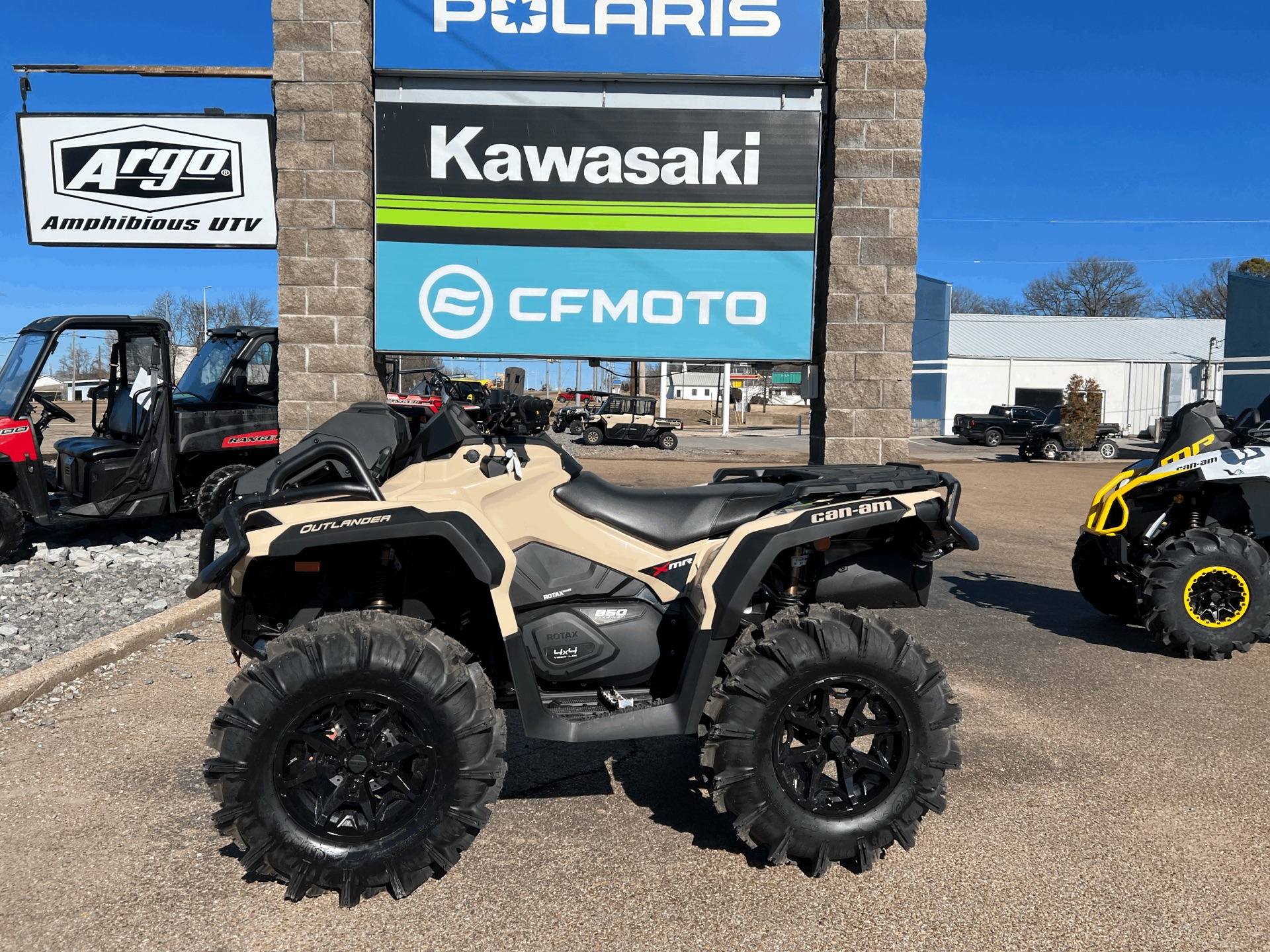 2023 Can-Am Outlander X MR 850 in Dyersburg, Tennessee - Photo 2