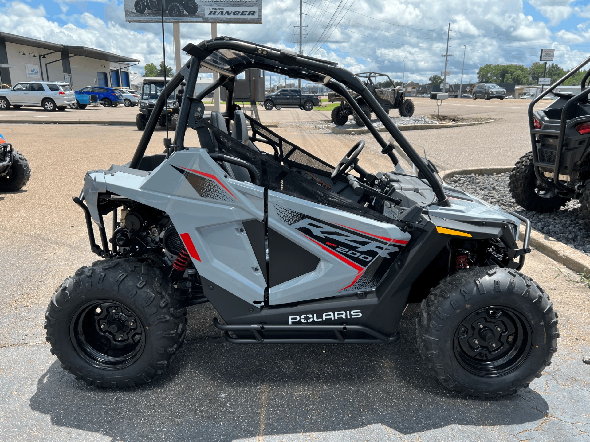 2024 Polaris RZR 200 EFI in Dyersburg, Tennessee - Photo 7