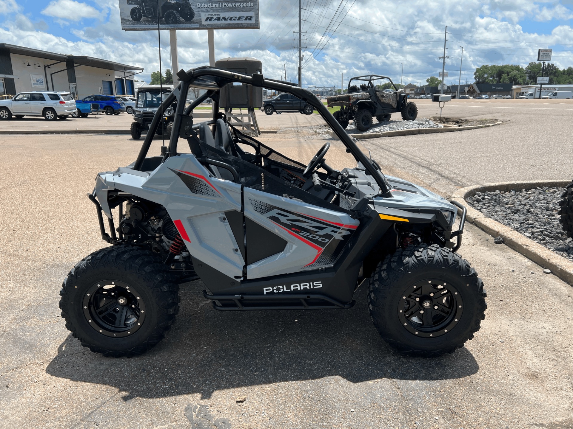 2024 Polaris RZR 200 EFI in Dyersburg, Tennessee - Photo 10