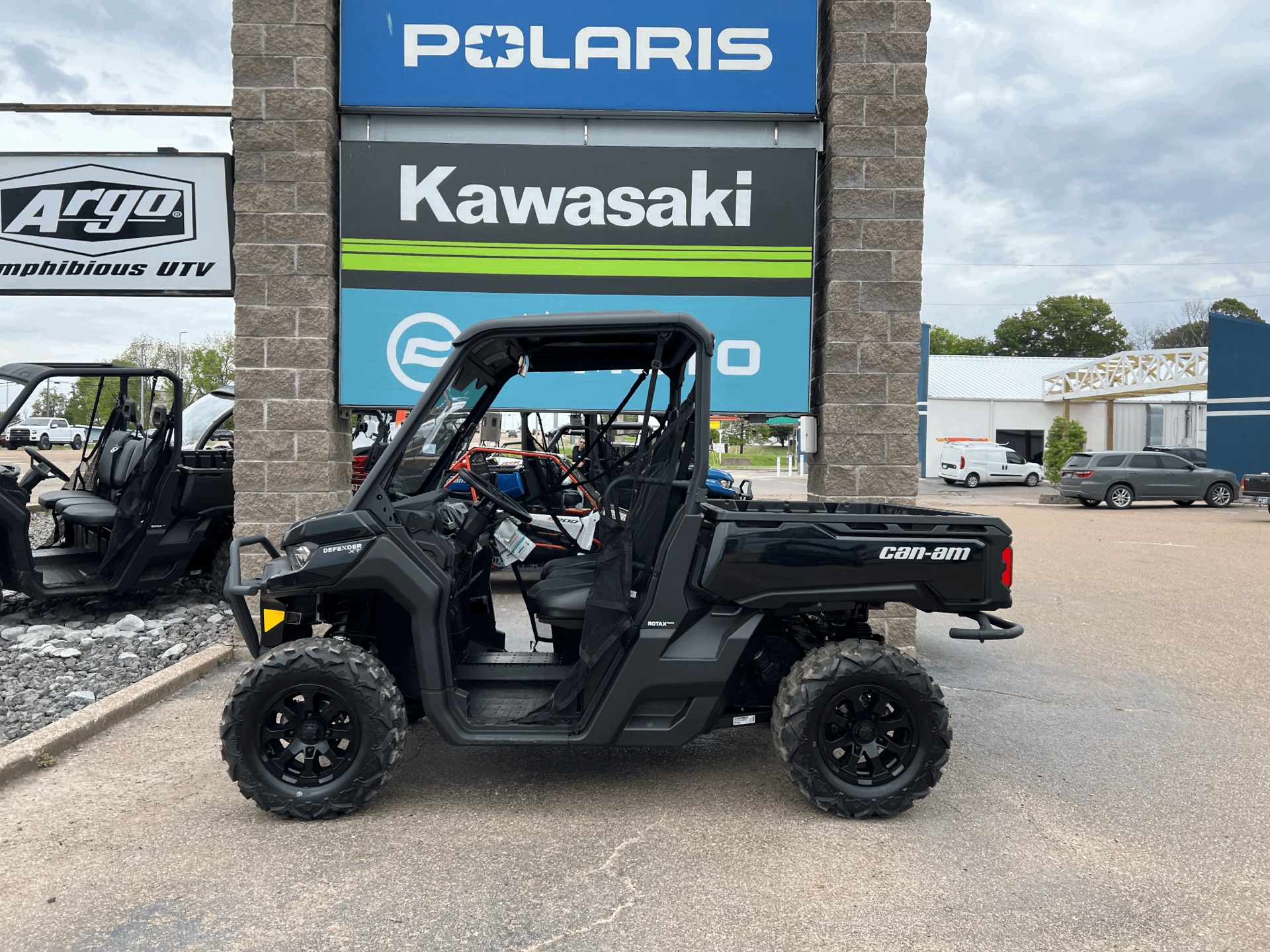 2024 Can-Am Defender XT HD9 in Dyersburg, Tennessee - Photo 2