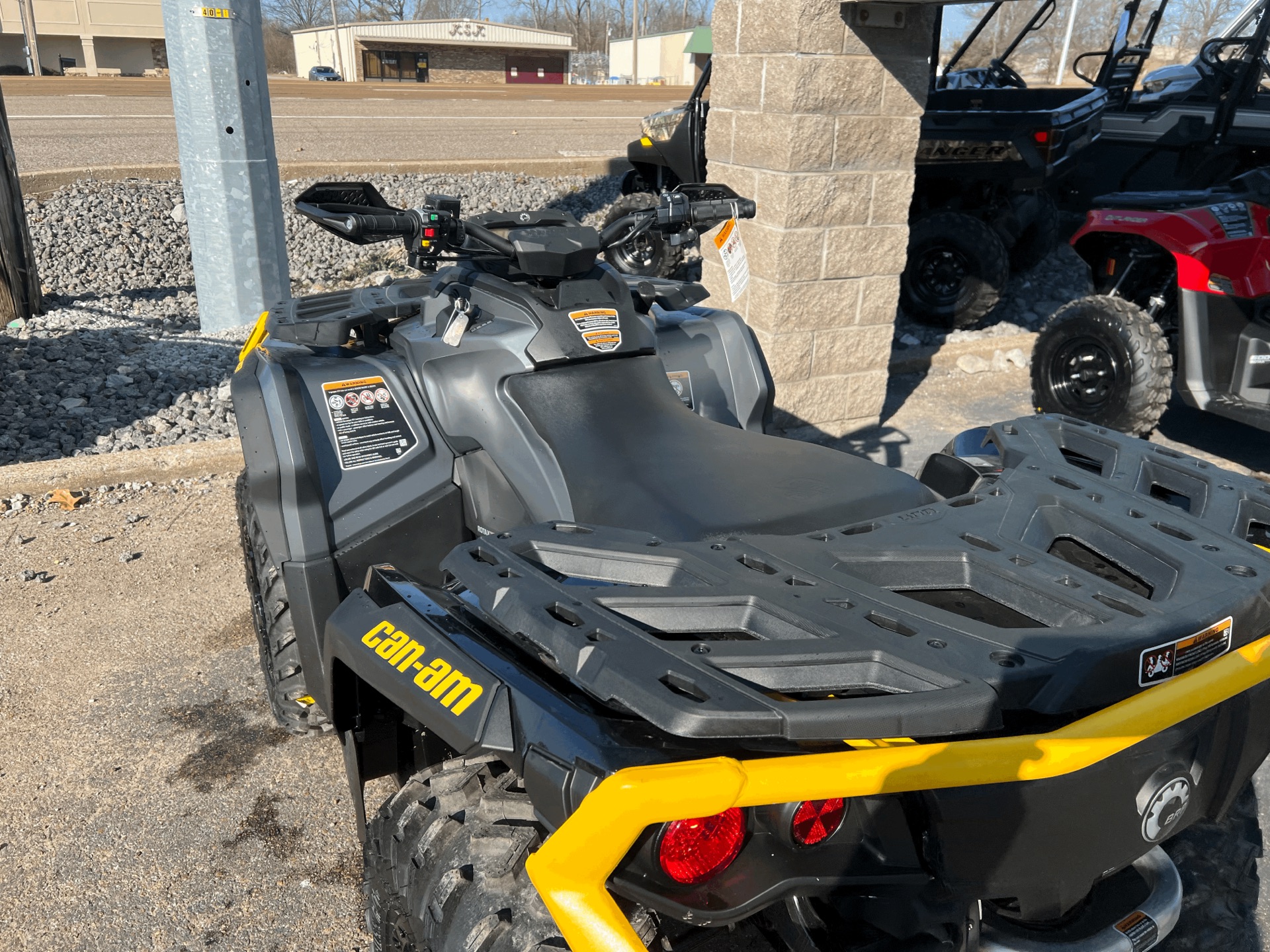 2023 Can-Am Outlander XT-P 1000R in Dyersburg, Tennessee - Photo 12