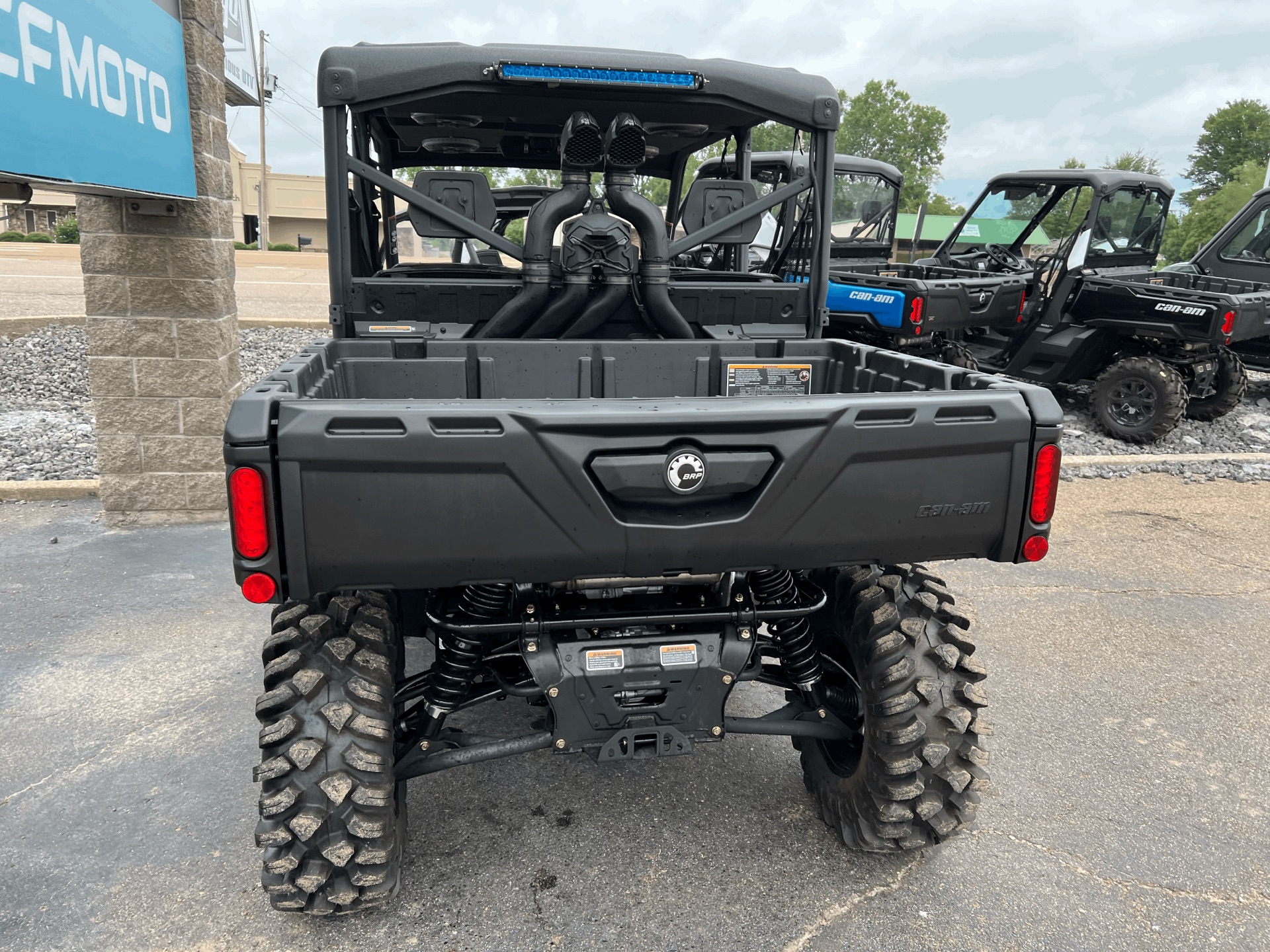 2023 Can-Am Defender MAX X MR HD10 in Dyersburg, Tennessee - Photo 9
