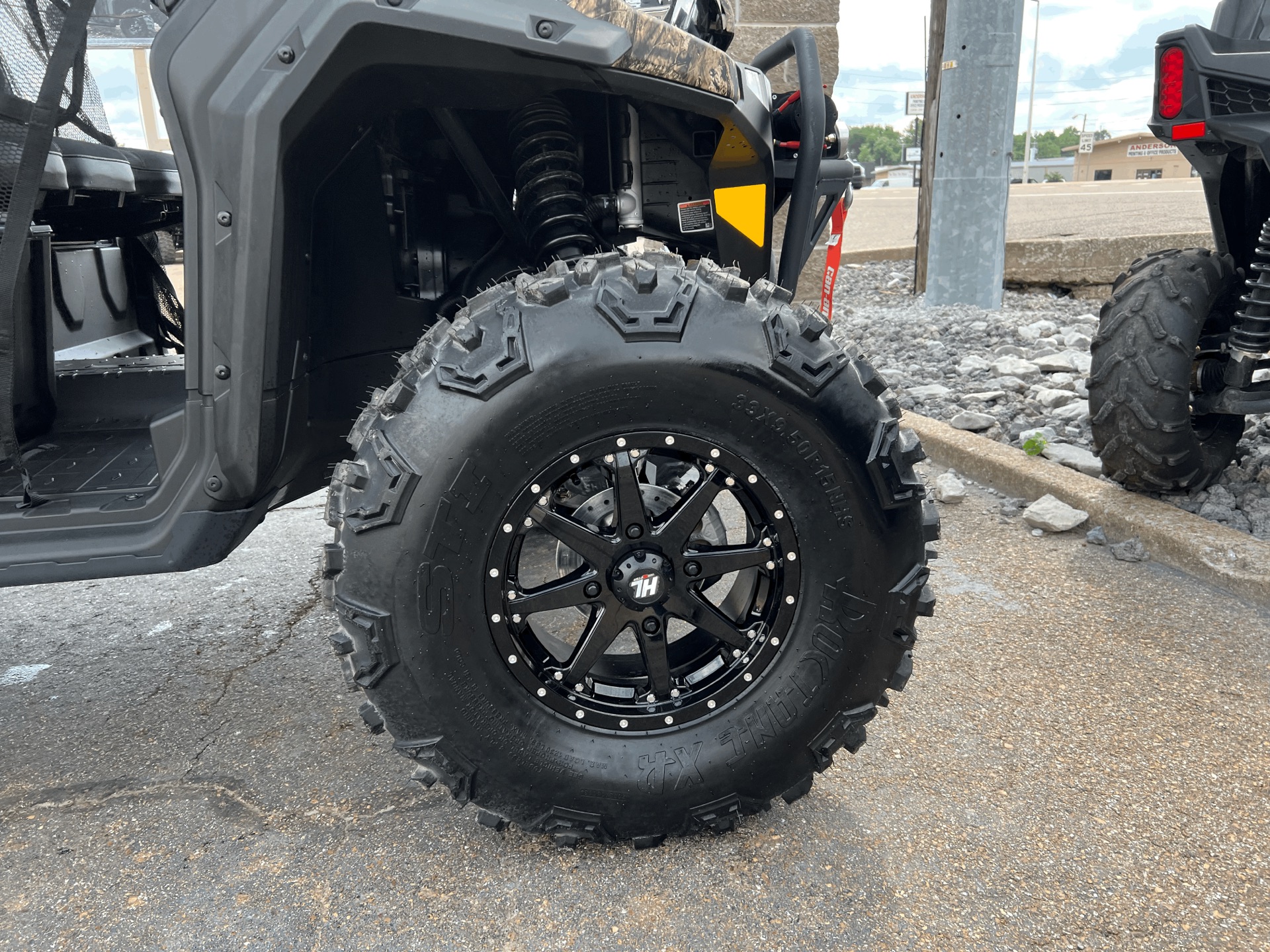 2023 Can-Am Defender MAX X MR HD10 in Dyersburg, Tennessee - Photo 3