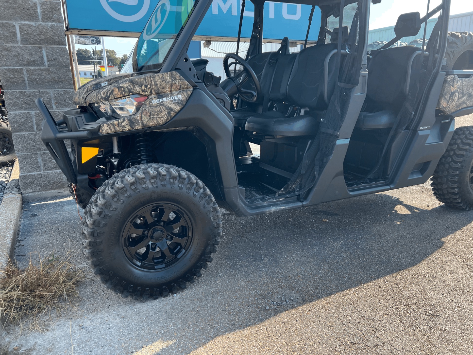 2023 Can-Am Defender MAX XT HD10 in Dyersburg, Tennessee - Photo 4