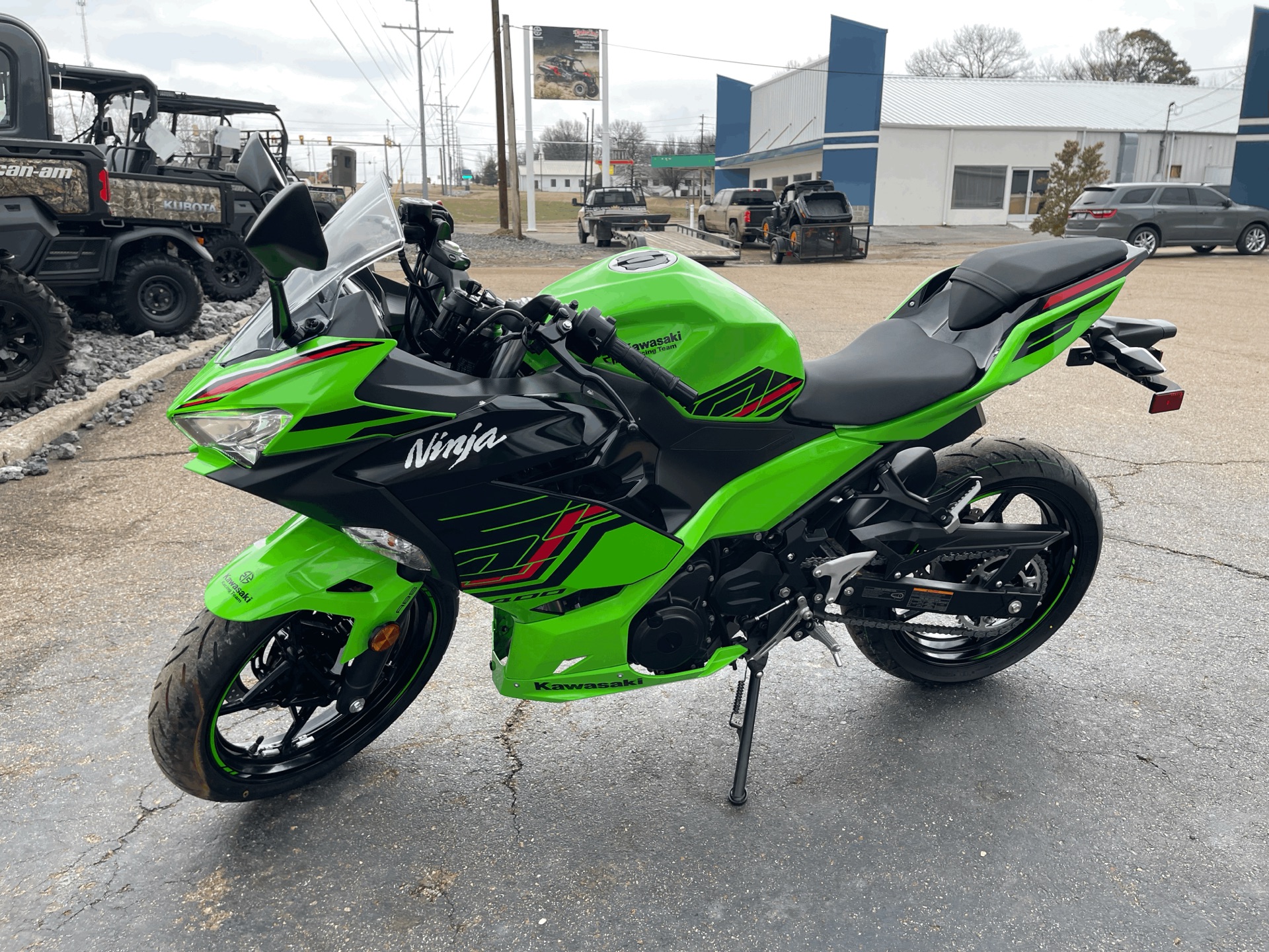 2023 Kawasaki Ninja 400 ABS KRT Edition in Dyersburg, Tennessee - Photo 7