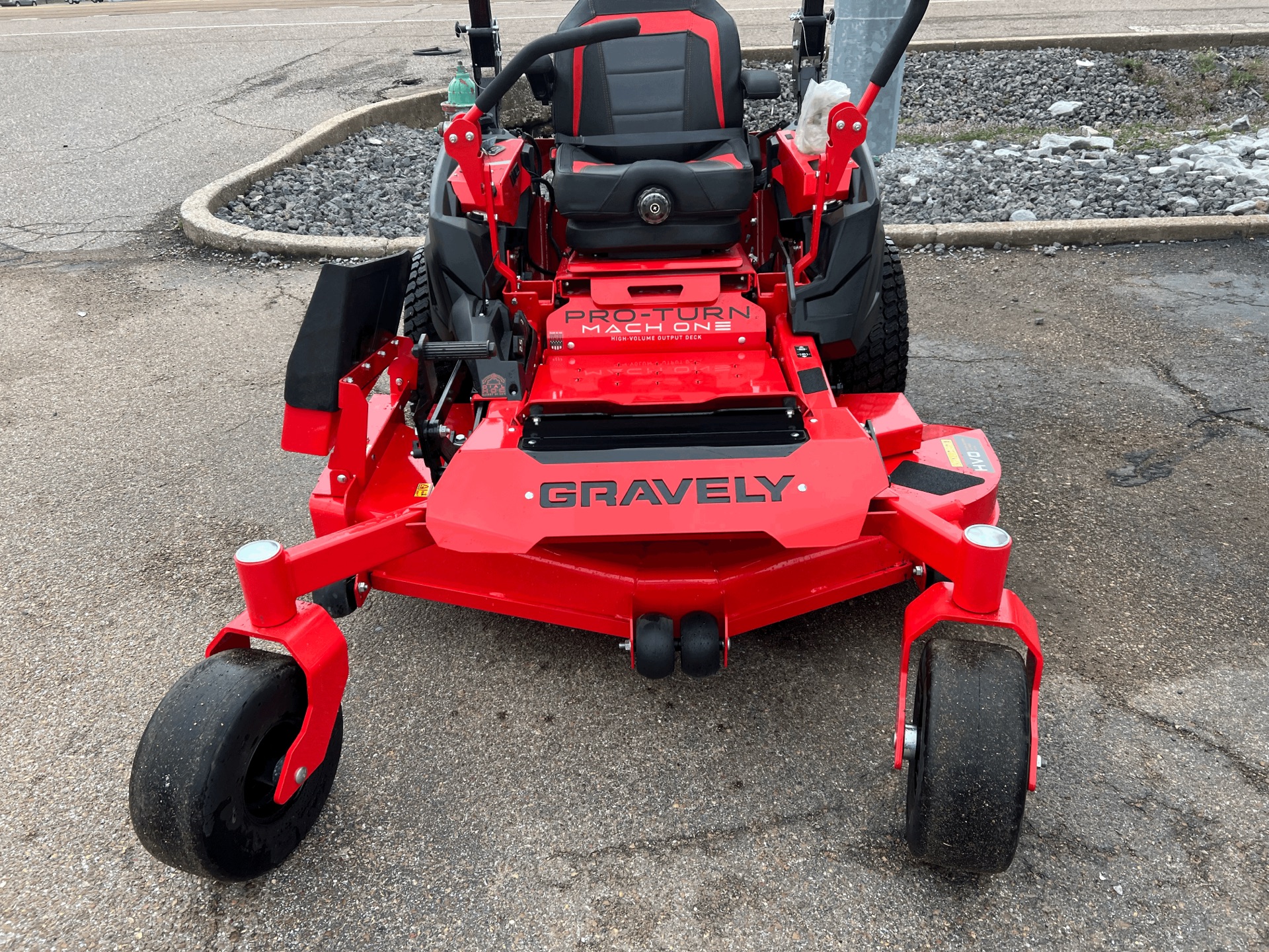 2023 Gravely USA Pro-Turn Mach One 60 in. Kawasaki FX921V 31 hp in Dyersburg, Tennessee - Photo 7