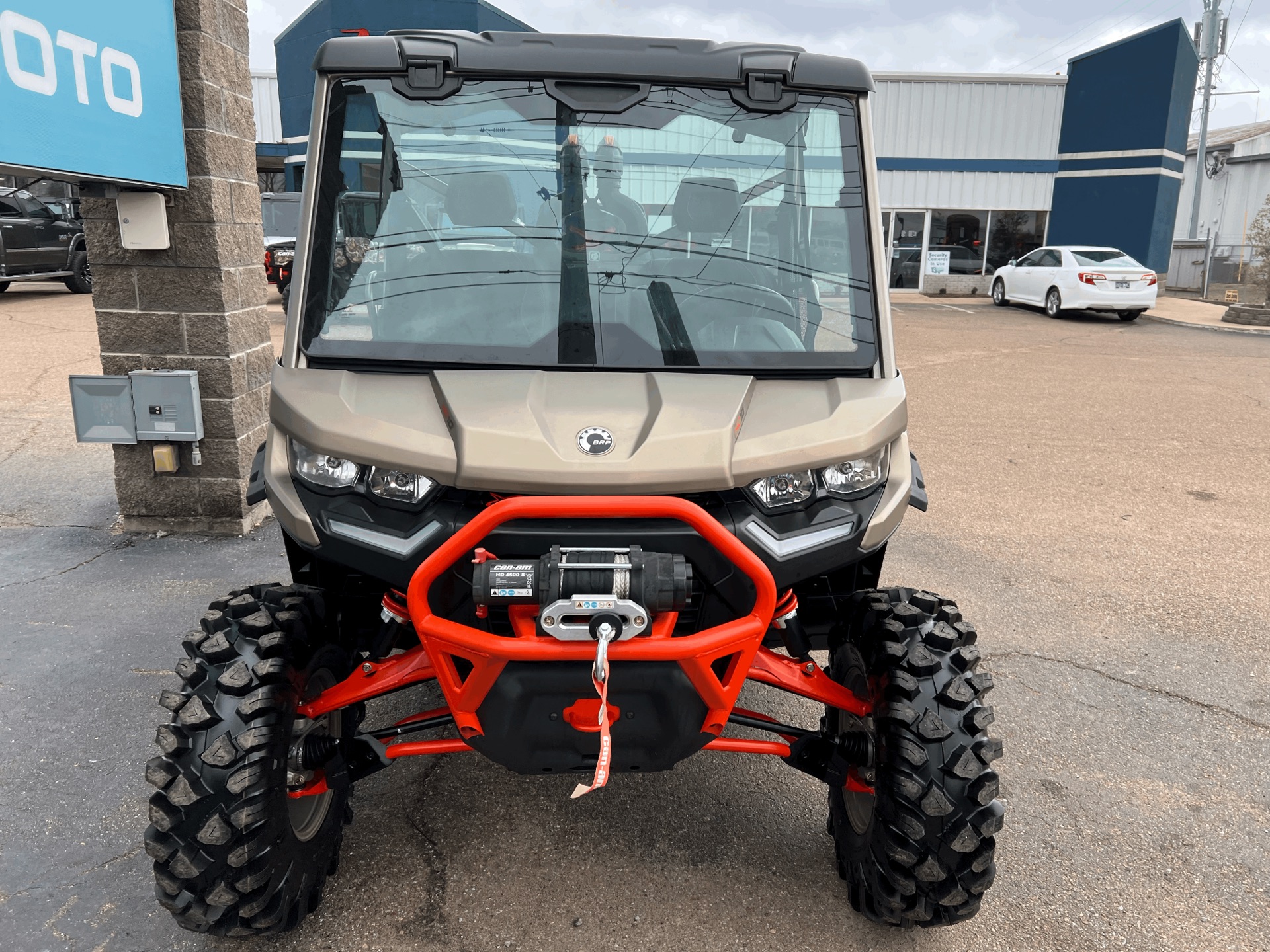2023 Can-Am Defender X MR HD10 in Dyersburg, Tennessee - Photo 7