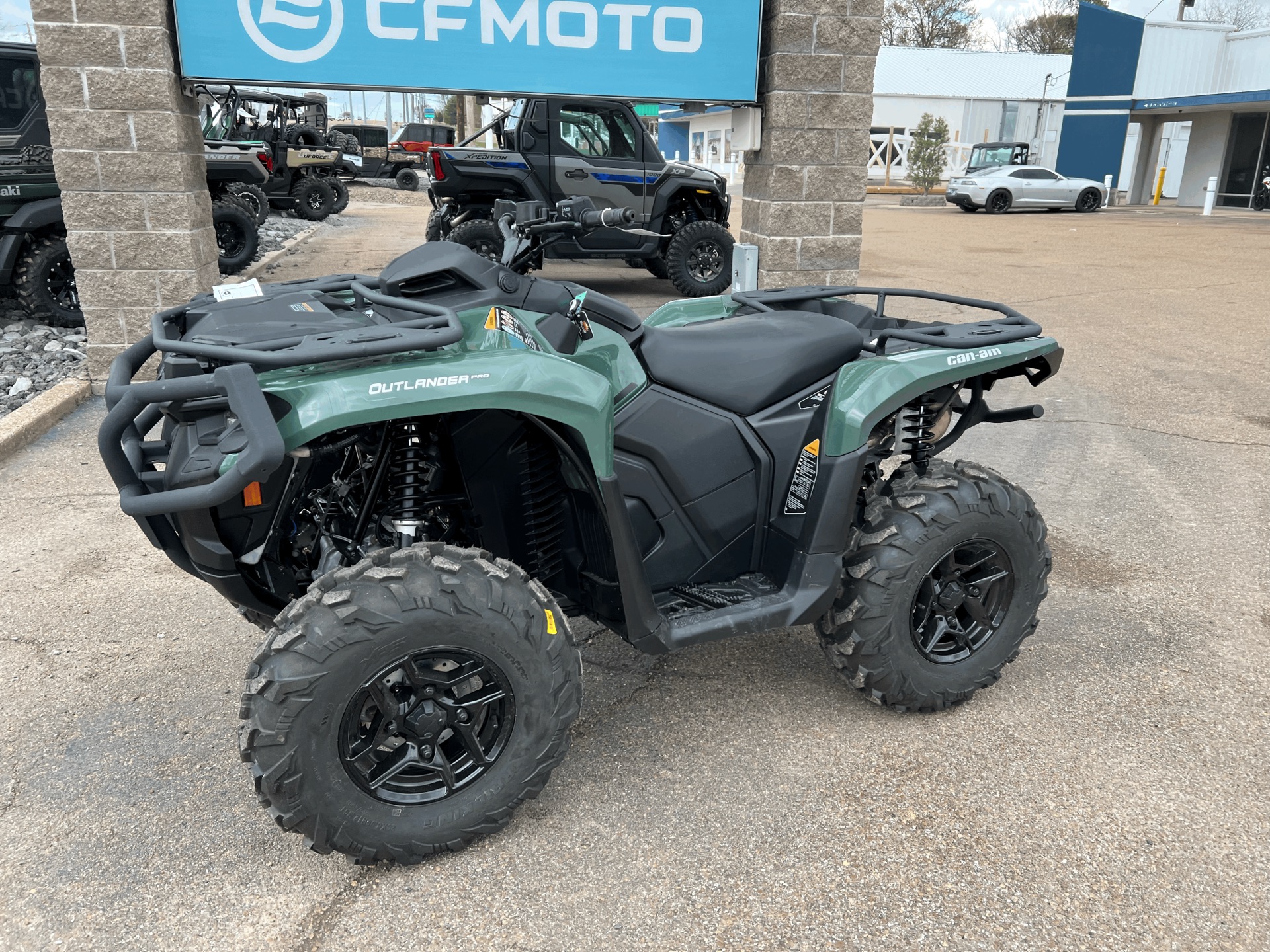 2024 Can-Am Outlander PRO XU HD5 in Dyersburg, Tennessee - Photo 5
