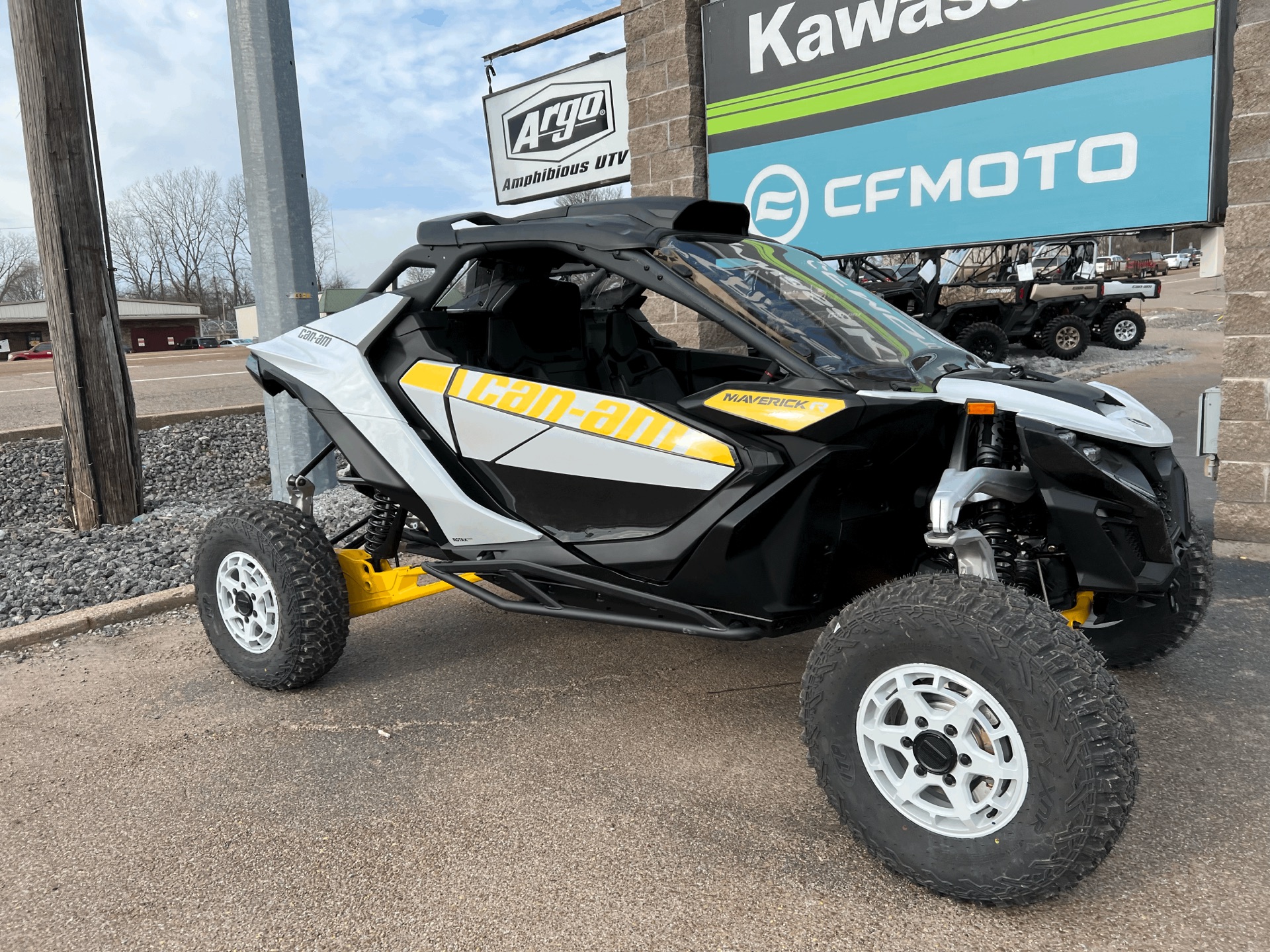 2024 Can-Am Maverick R 999T DCT in Dyersburg, Tennessee - Photo 3