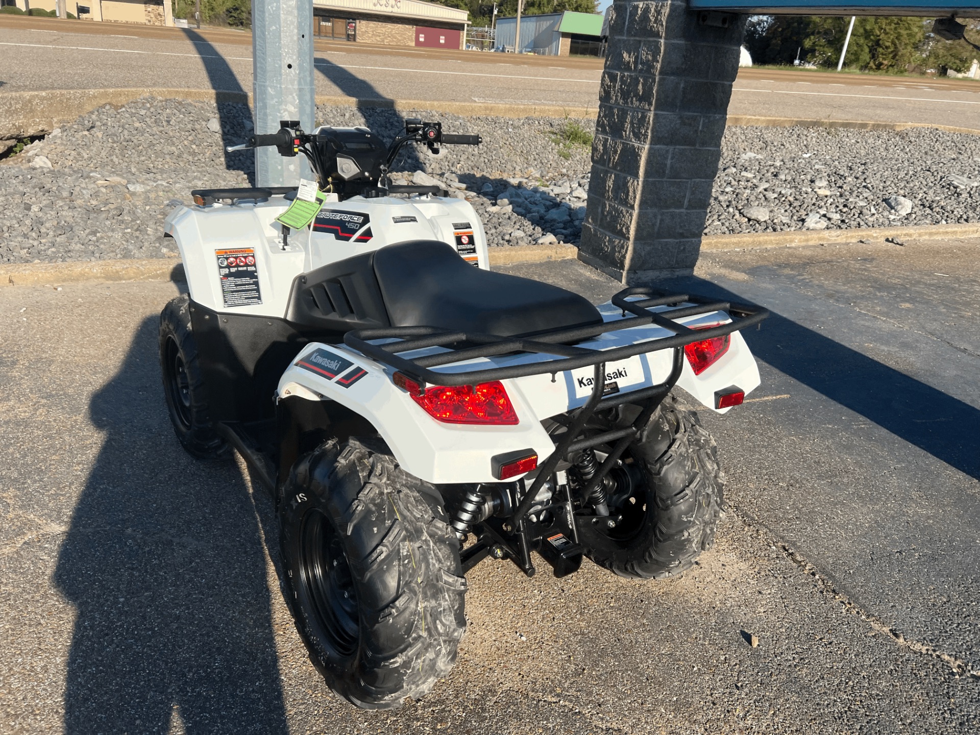 2025 Kawasaki Brute Force 450 4x4 in Dyersburg, Tennessee - Photo 9