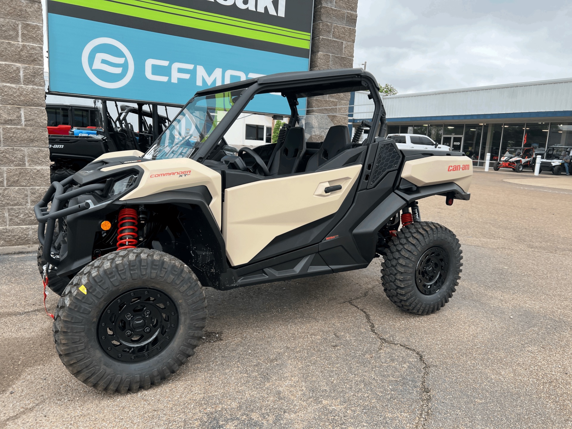 2023 Can-Am Commander XT-P 1000R in Dyersburg, Tennessee - Photo 3
