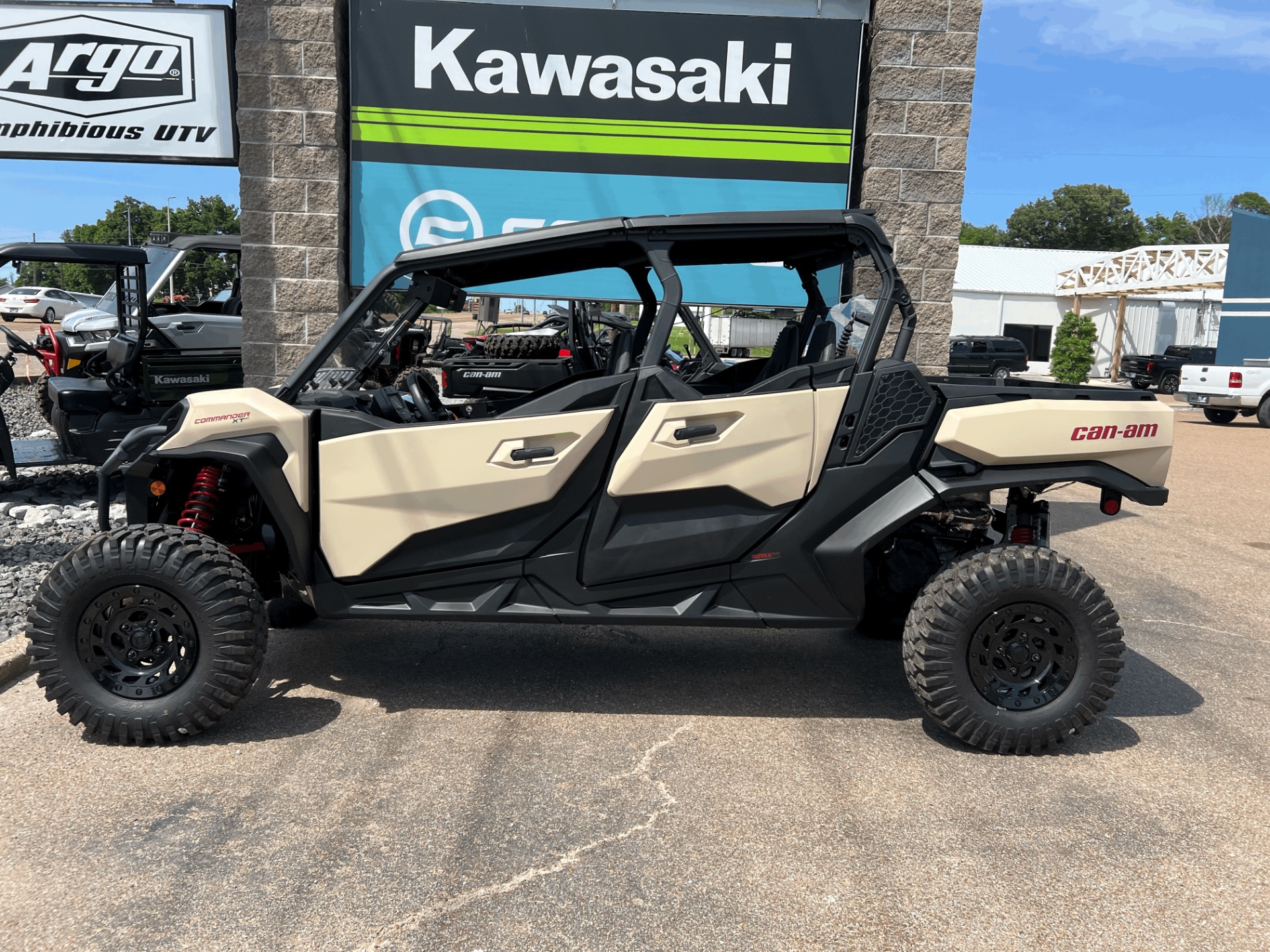 2024 Can-Am Commander MAX XT-P in Dyersburg, Tennessee - Photo 2