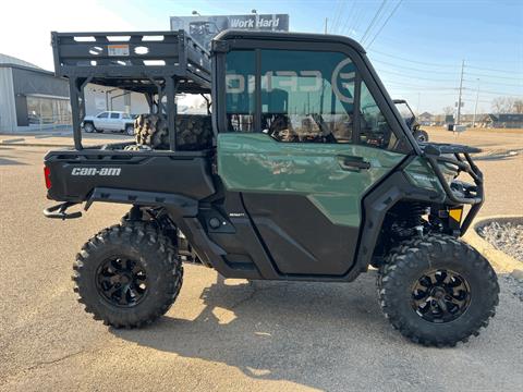 2024 Can-Am Defender DPS CAB HD9 in Dyersburg, Tennessee - Photo 11