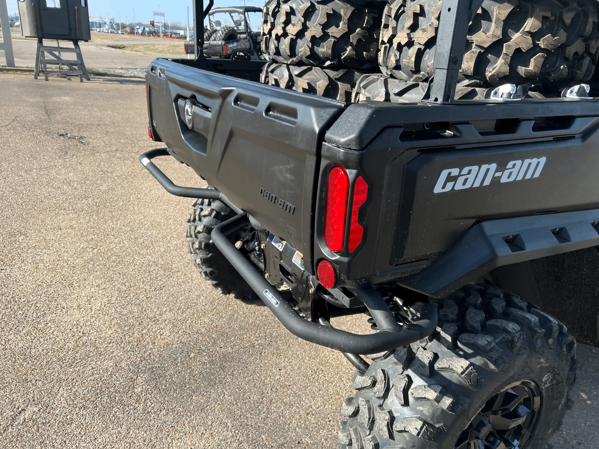 2024 Can-Am Defender DPS CAB HD9 in Dyersburg, Tennessee - Photo 13