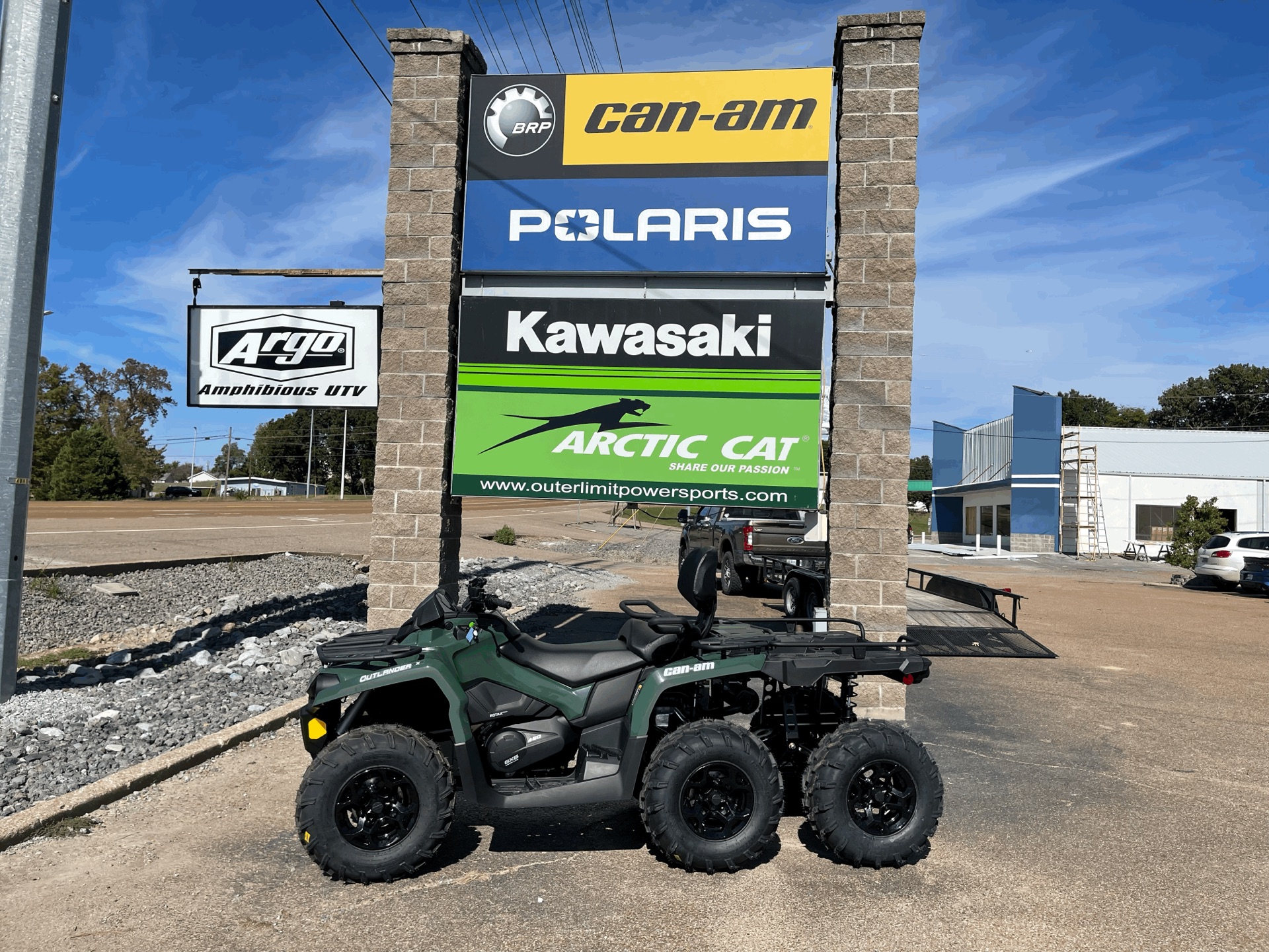 2022 Can-Am Outlander MAX 6x6 DPS 450 in Dyersburg, Tennessee - Photo 1
