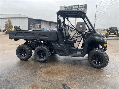 2023 Can-Am Defender 6x6 DPS HD10 in Dyersburg, Tennessee - Photo 5