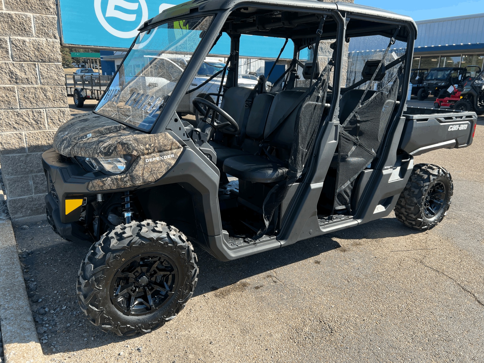 2023 Can-Am Defender MAX DPS HD9 in Dyersburg, Tennessee - Photo 3