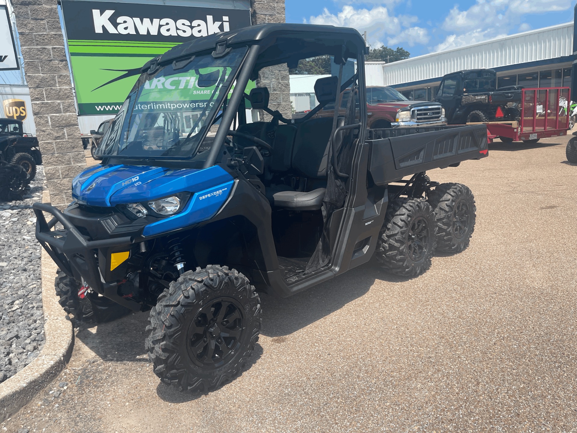 2022 Can-Am Defender 6x6 XT HD10 in Dyersburg, Tennessee - Photo 3