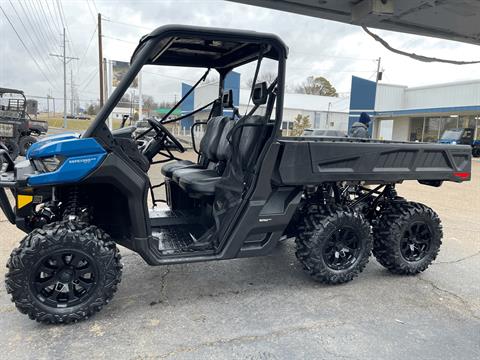 2022 Can-Am Defender 6x6 XT HD10 in Dyersburg, Tennessee - Photo 5