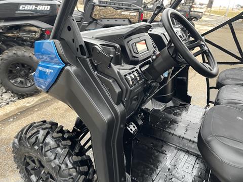 2022 Can-Am Defender 6x6 XT HD10 in Dyersburg, Tennessee - Photo 9