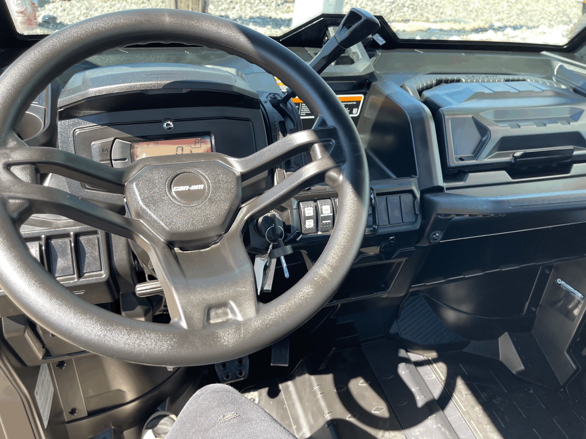 2023 Can-Am Defender XT HD10 in Dyersburg, Tennessee - Photo 18